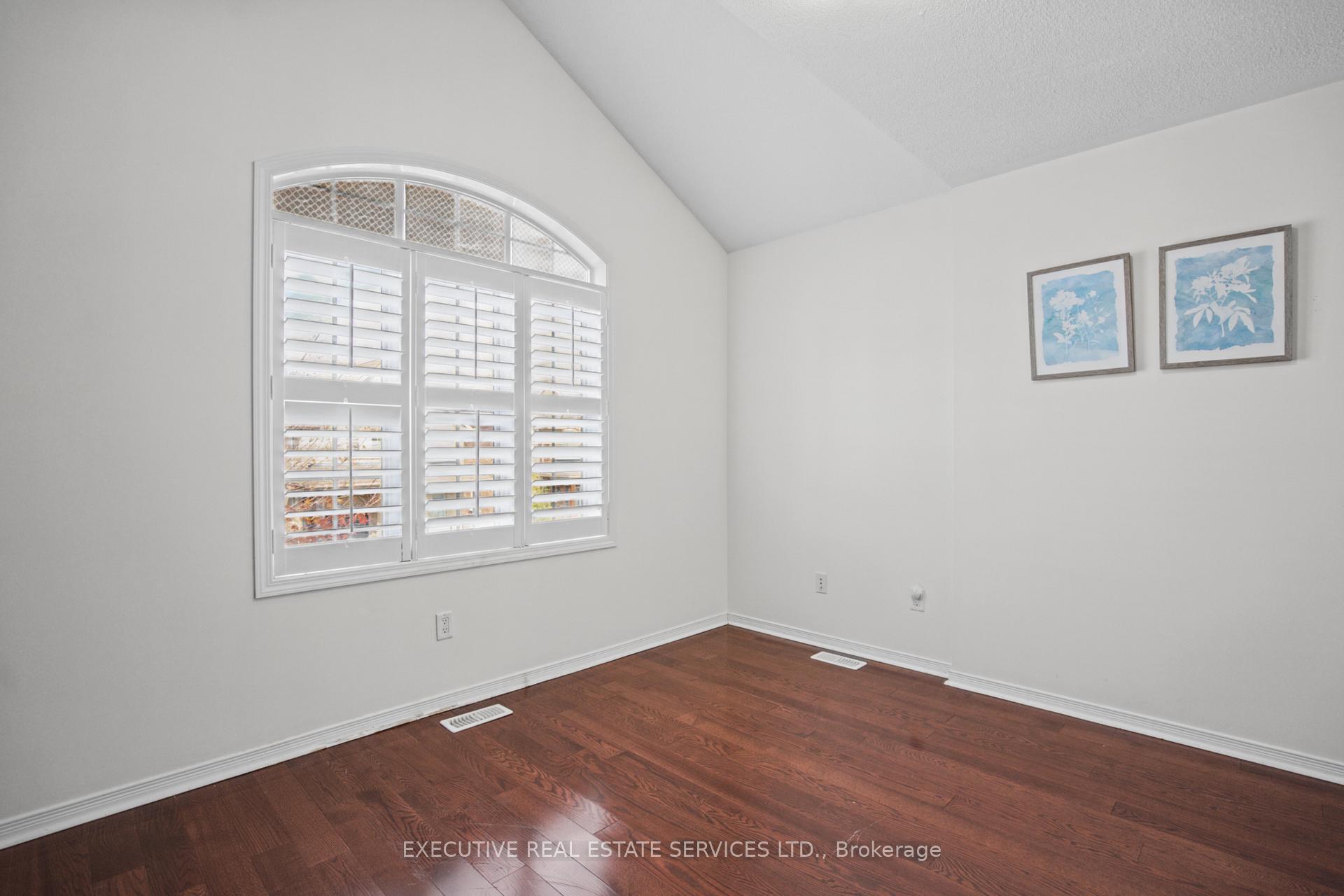 Photo 36 of 1571 Edgecroft Drive, Pickering, Duffin Heights — HOMEH