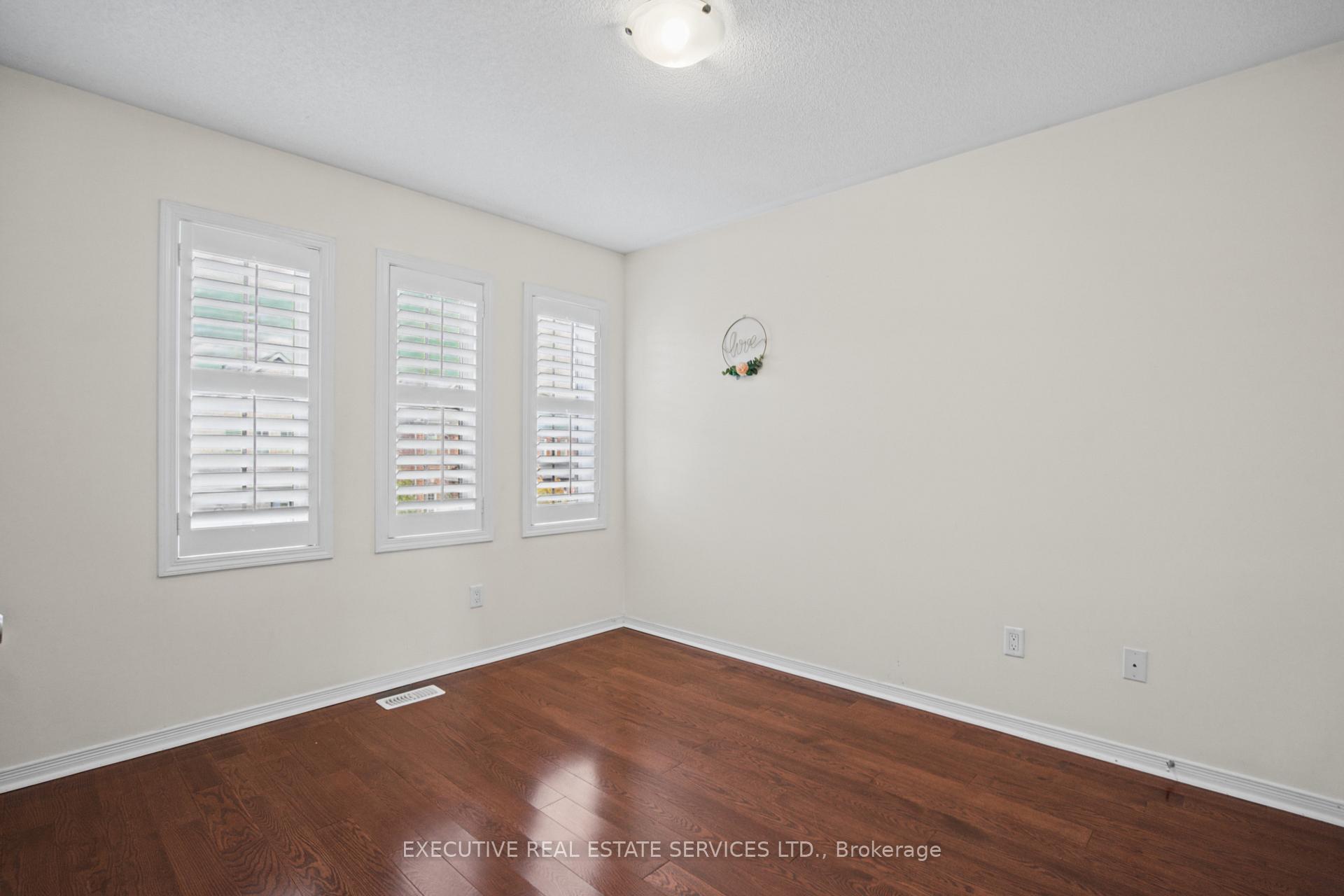 Photo 39 of 1571 Edgecroft Drive, Pickering, Duffin Heights — HOMEH