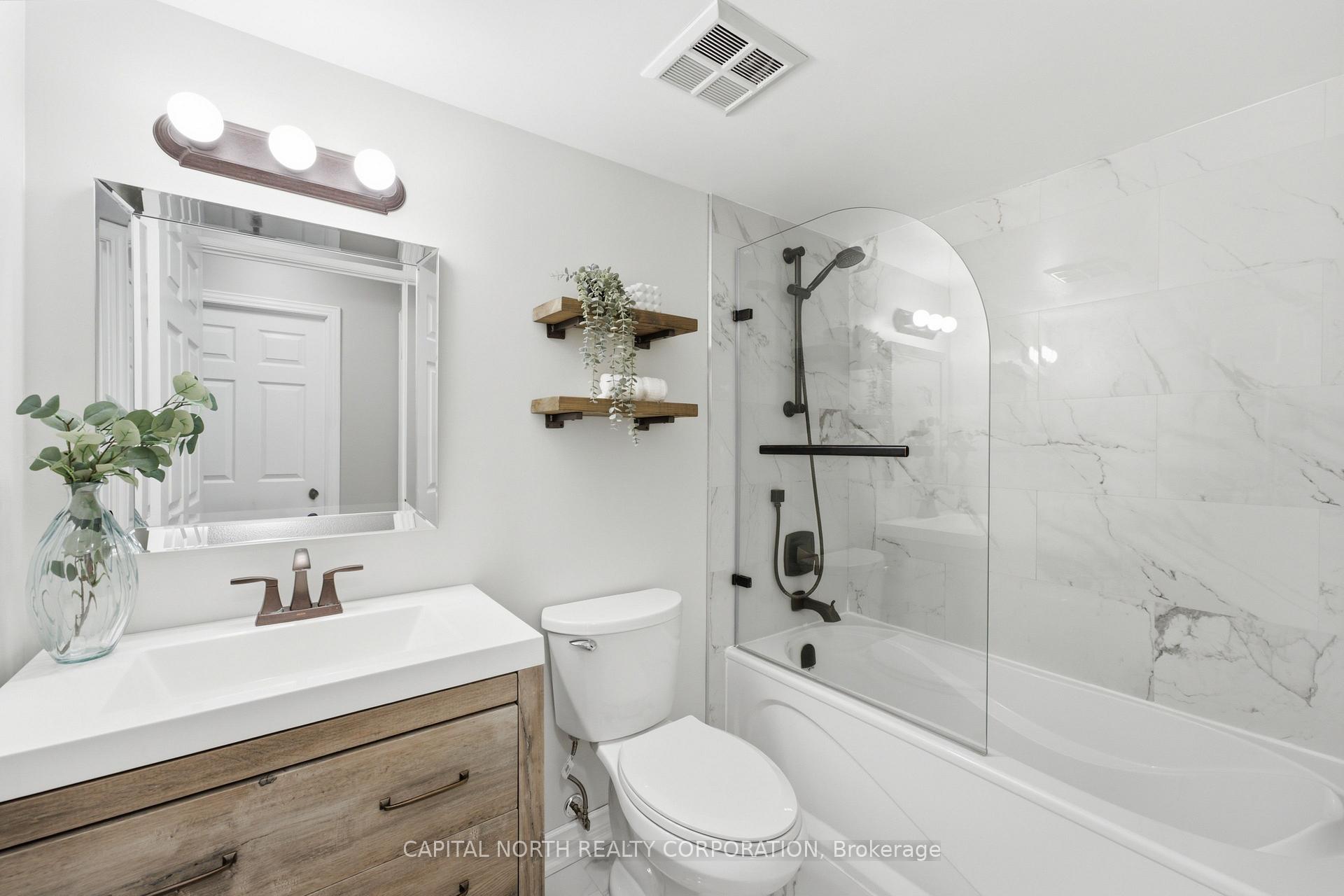 Photo 20 of Unit 711, 39 Oneida Crescent, Richmond Hill, Langstaff — HOMEH