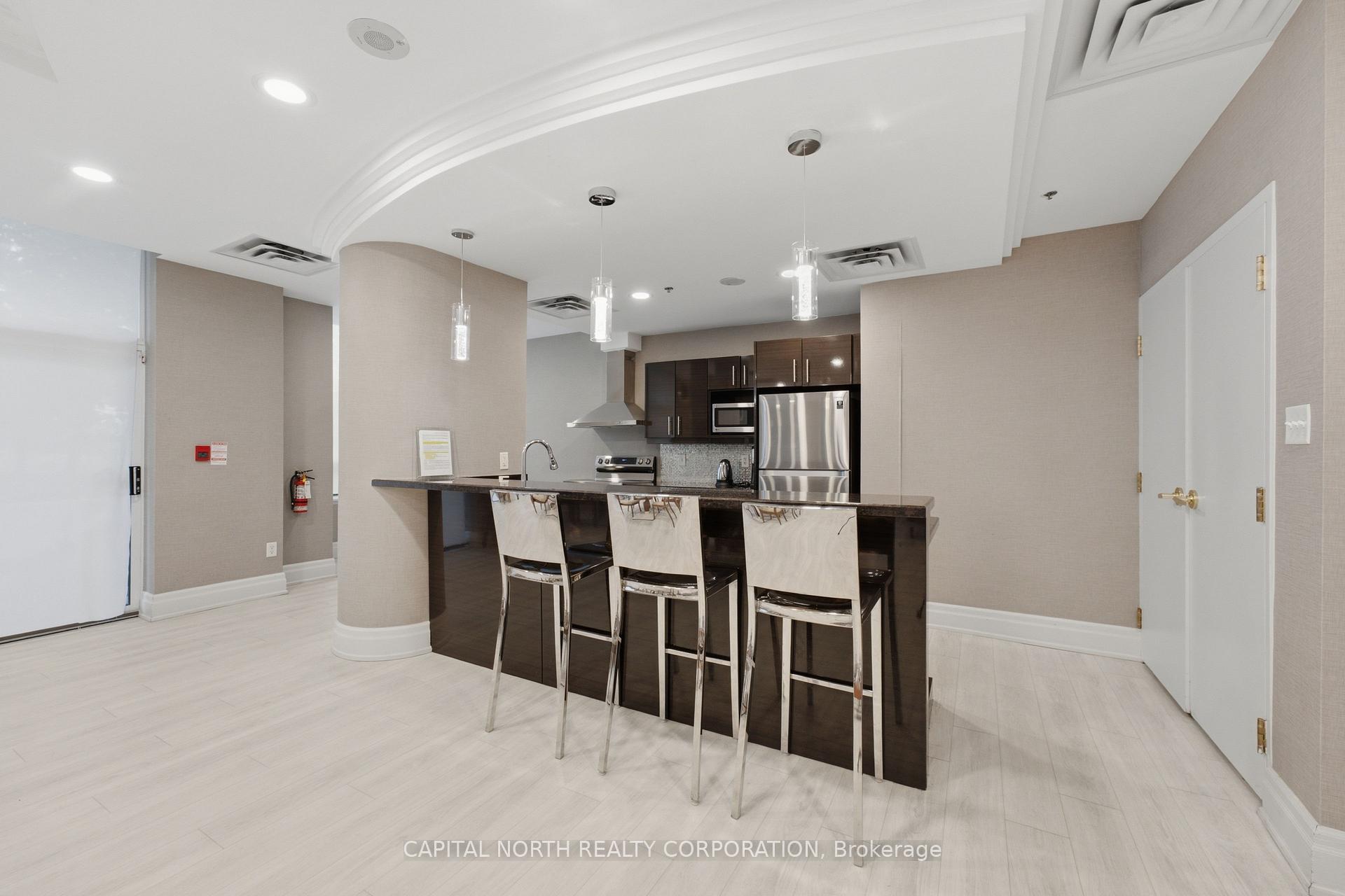 Photo 26 of Unit 711, 39 Oneida Crescent, Richmond Hill, Langstaff — HOMEH
