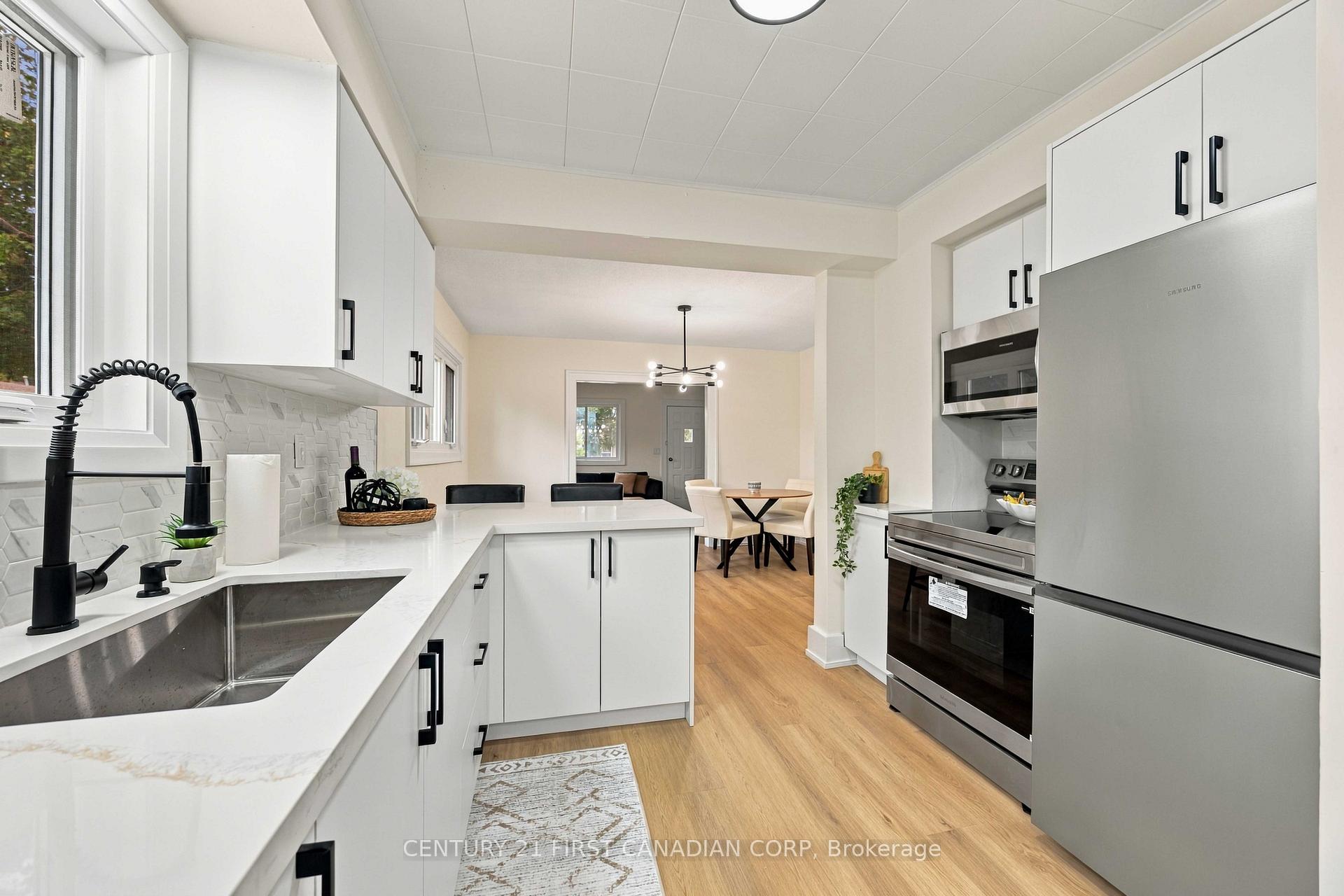 Photo 12 of 353 Talfourd Street, Sarnia — HOMEH