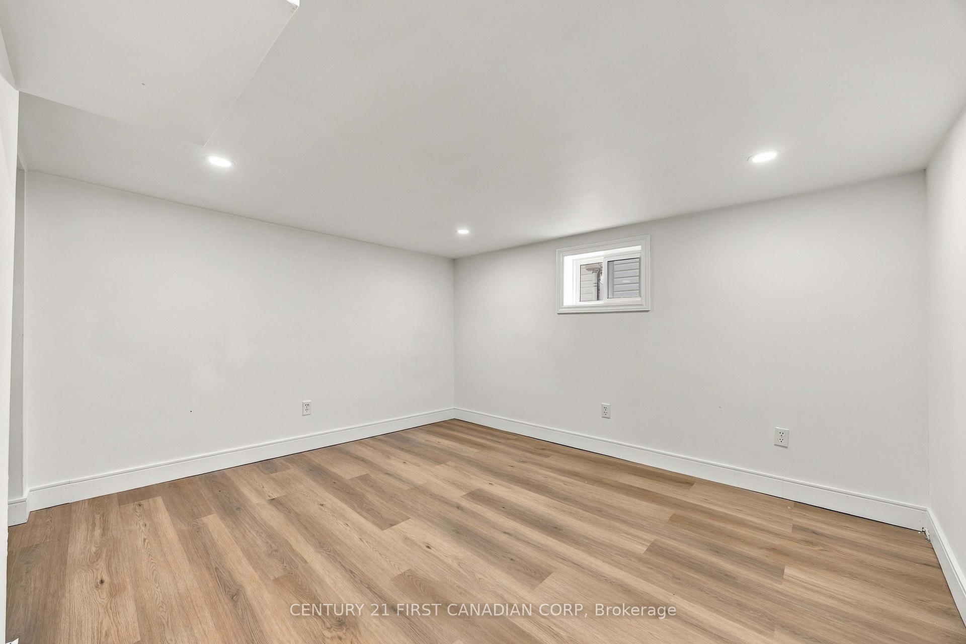 Photo 27 of 353 Talfourd Street, Sarnia — HOMEH