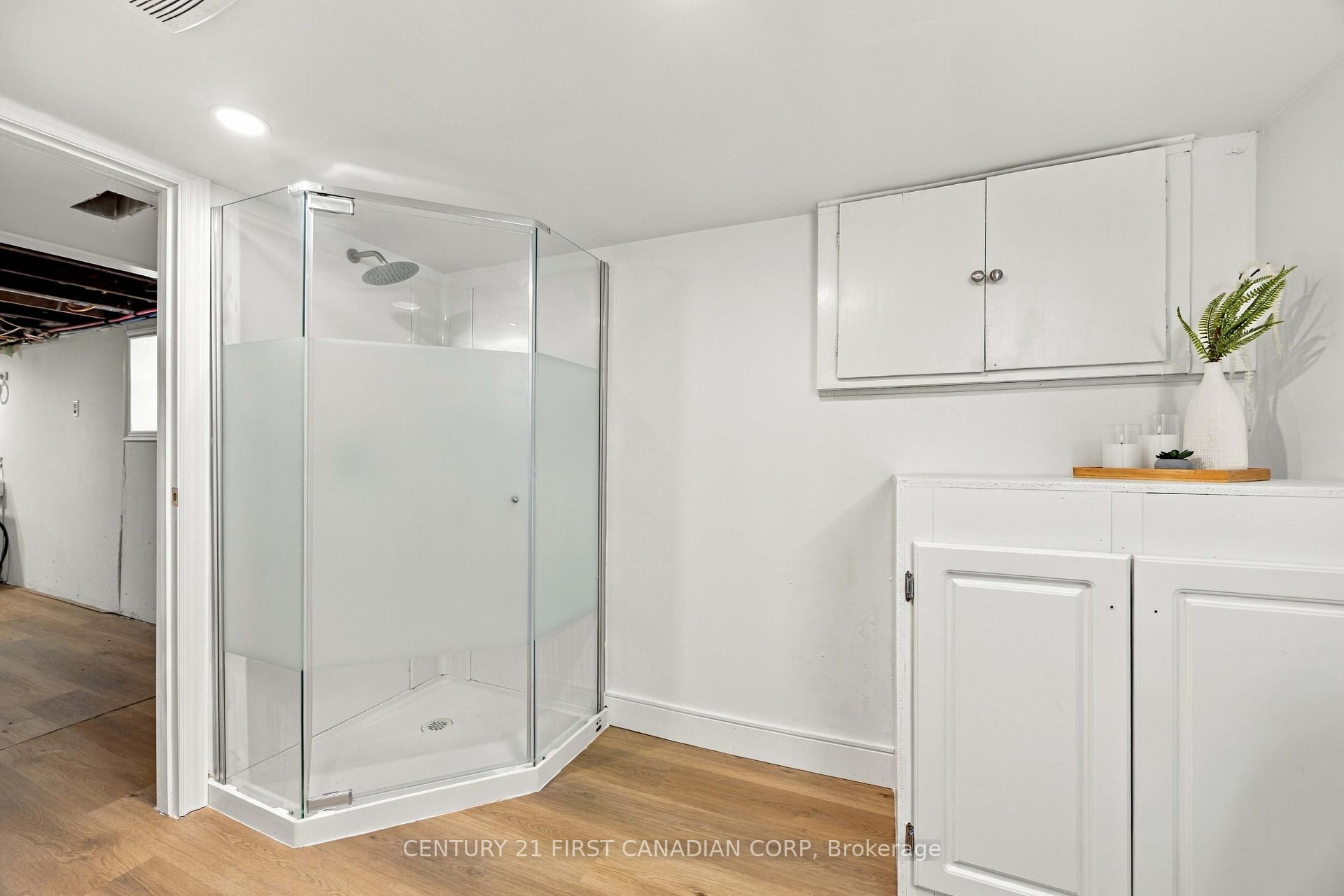 Photo 31 of 353 Talfourd Street, Sarnia — HOMEH