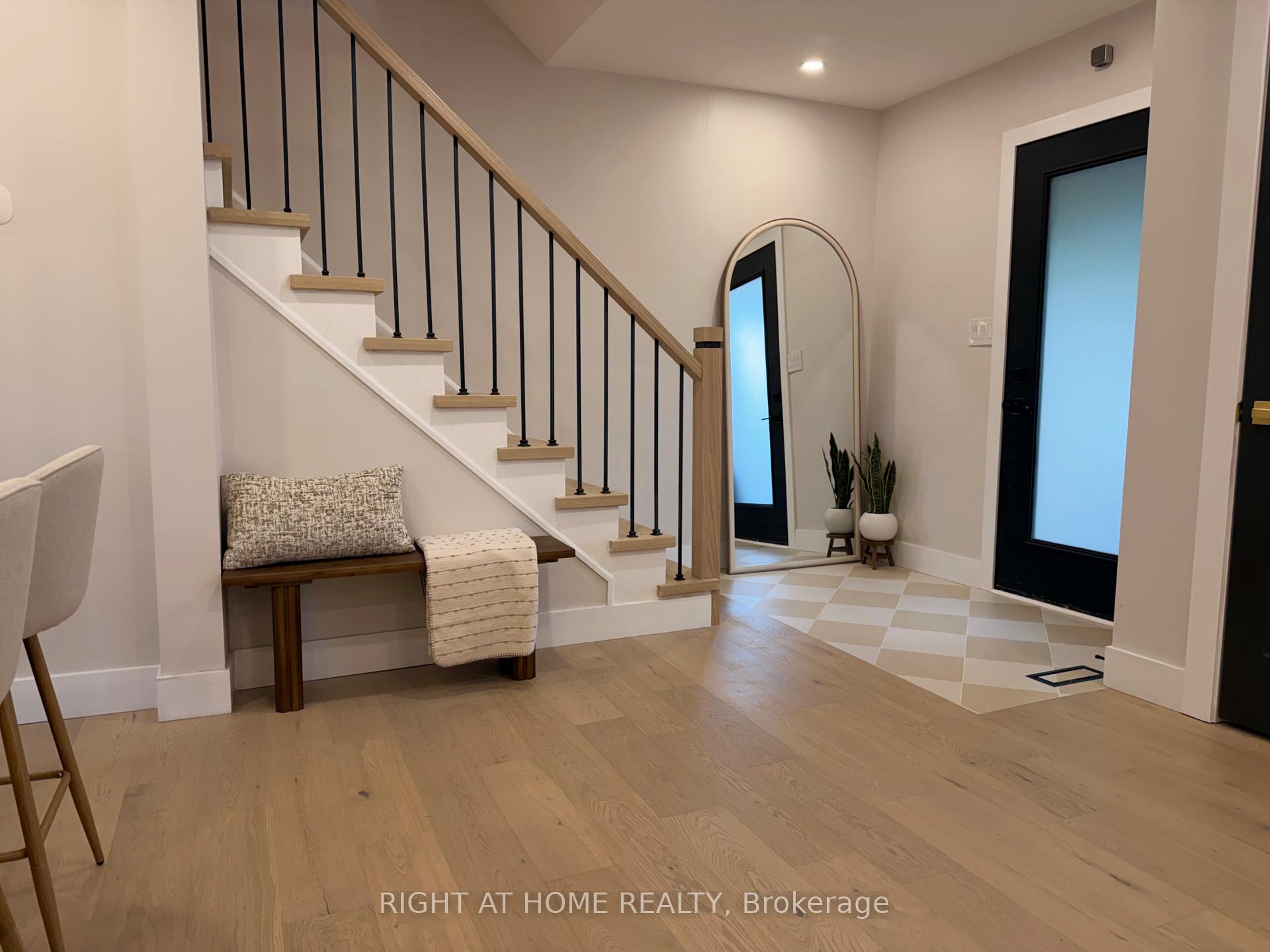 Photo 8 of 9 Crestview Avenue, Brampton, Brampton East — HOMEH