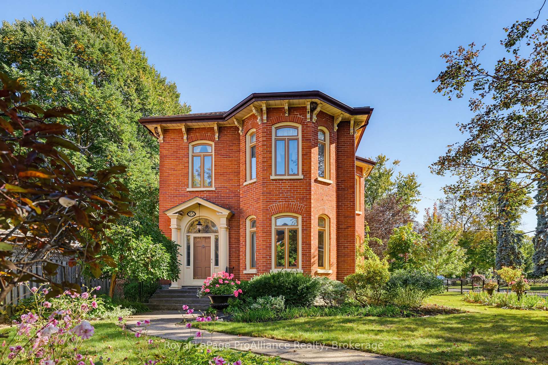 Photo 1 of 55 Queen Street, Belleville, Belleville Ward — HOMEH