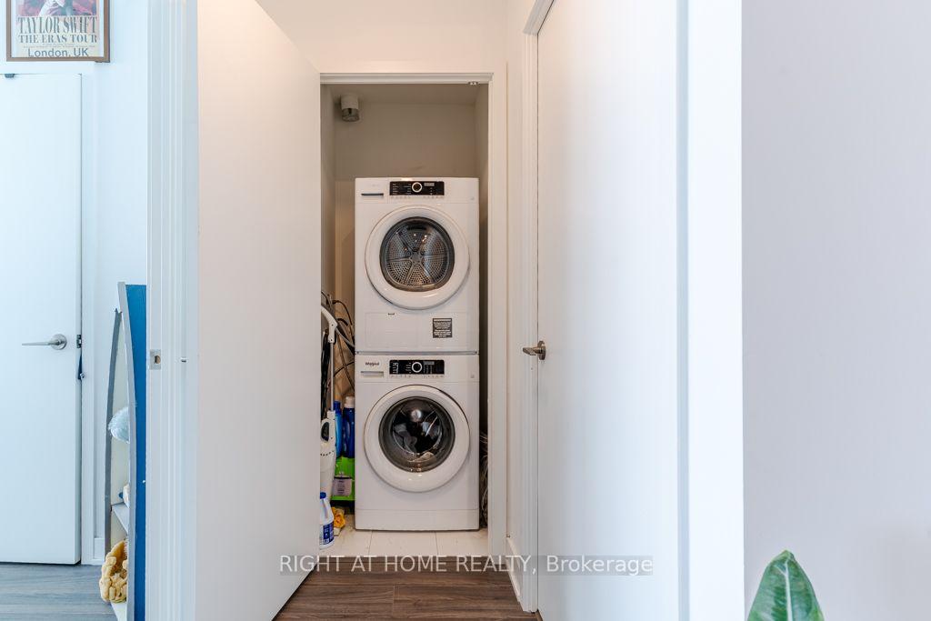 Photo 18 of Unit 409, 681 Yonge Street, Barrie, Painswick South — HOMEH
