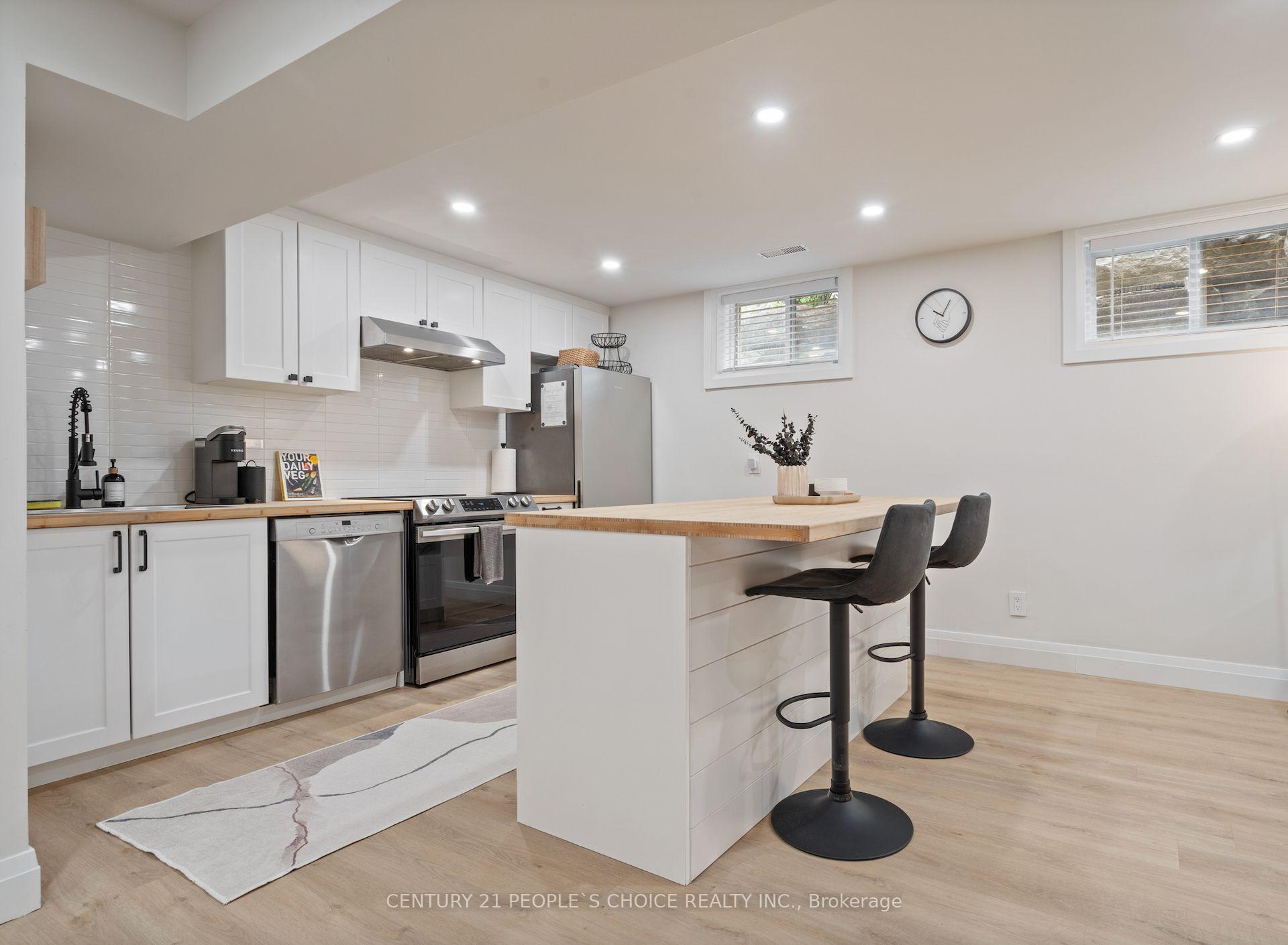 Photo 33 of 7 Carl Crescent, Hamilton, Waterdown — HOMEH
