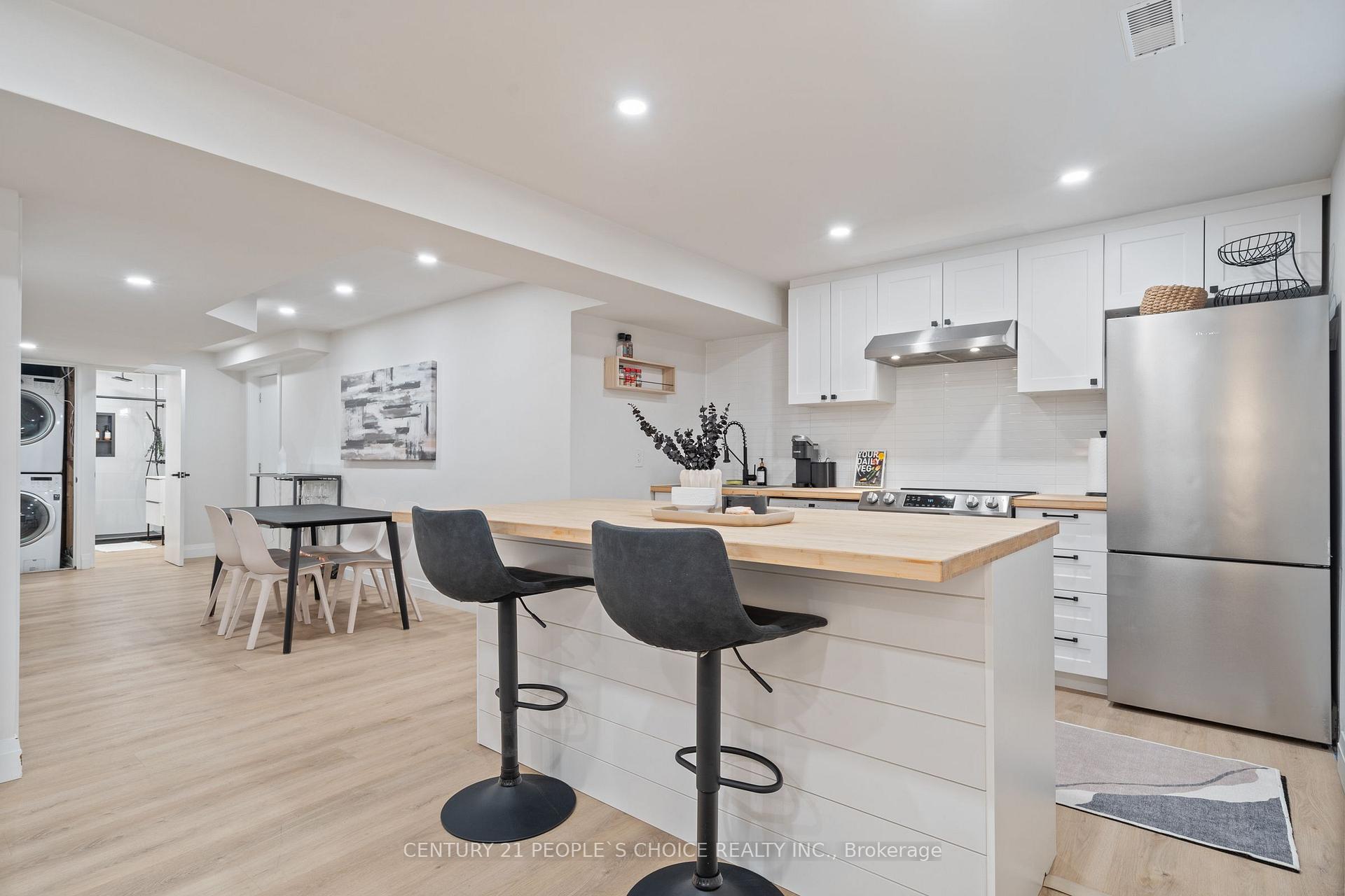 Photo 34 of 7 Carl Crescent, Hamilton, Waterdown — HOMEH