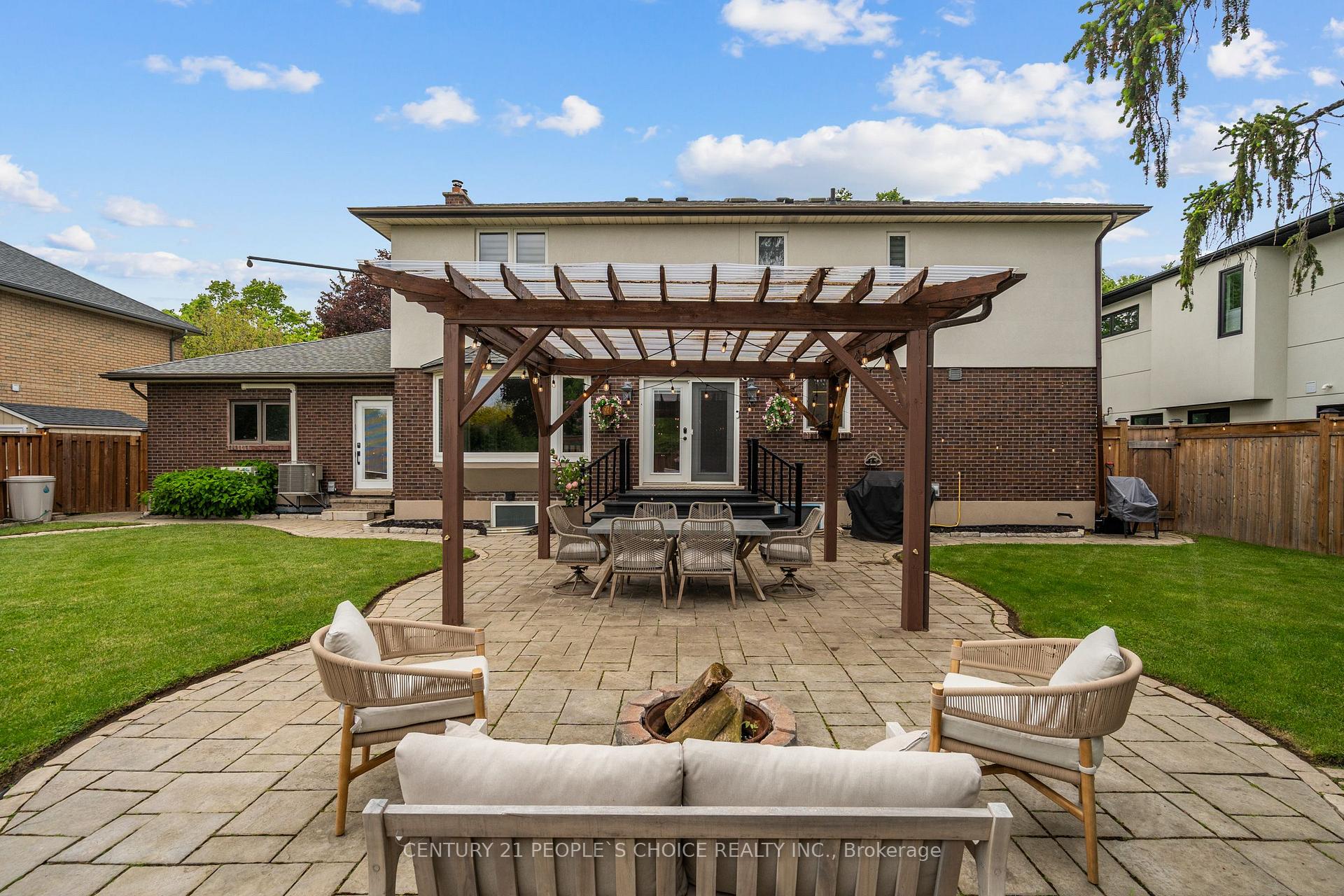 Photo 42 of 7 Carl Crescent, Hamilton, Waterdown — HOMEH