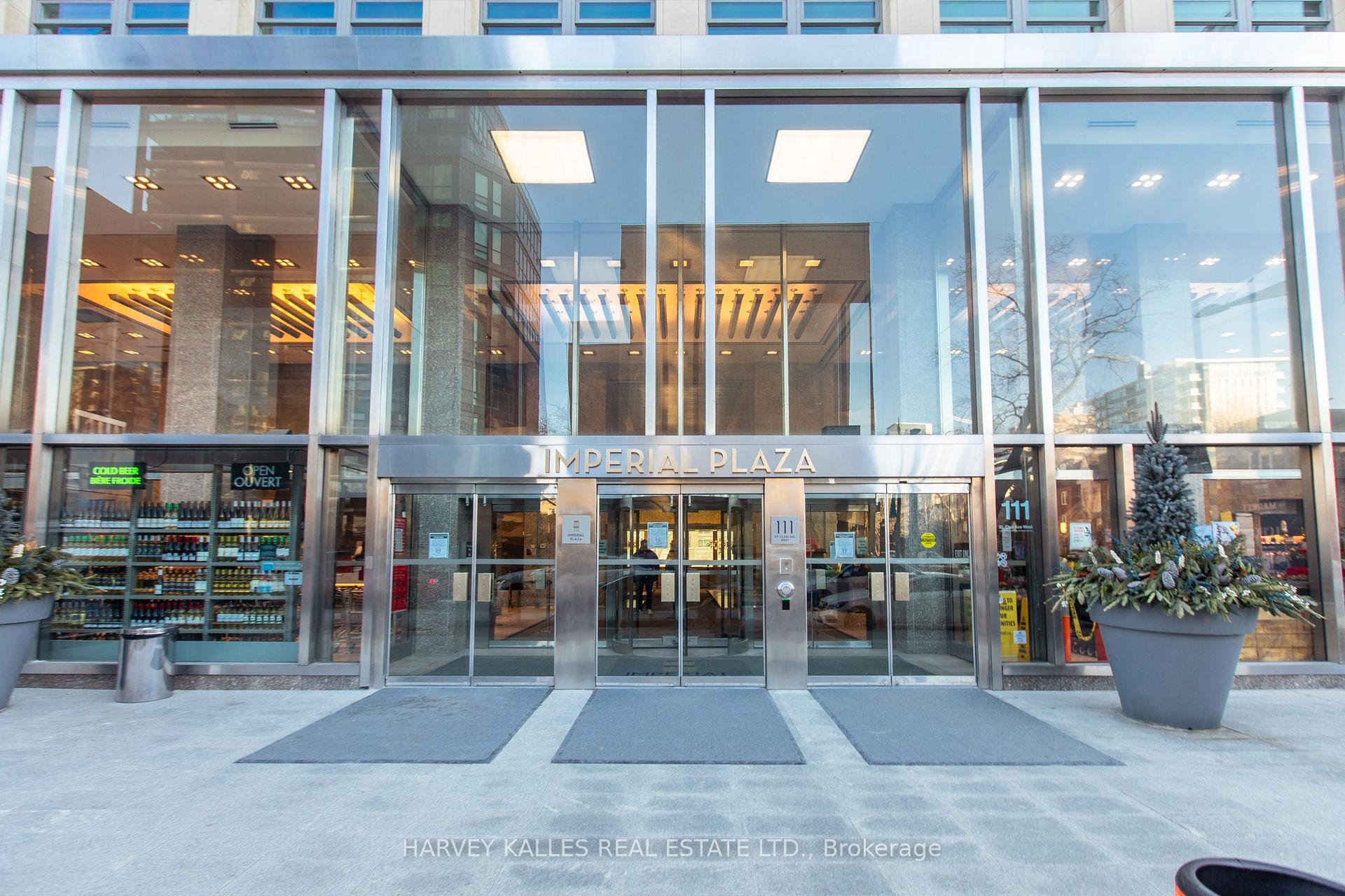 Photo of Unit 1613, 111 St. Clair Avenue W