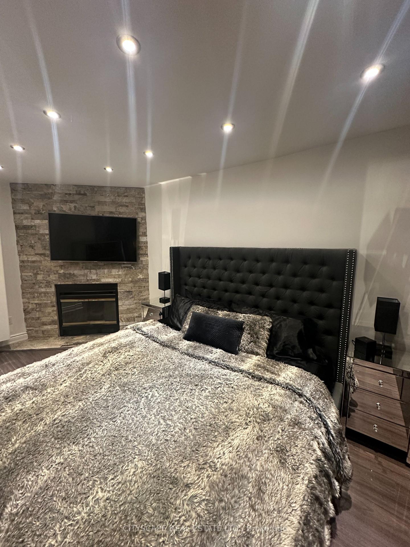 Photo 38 of Unit Main Floor, 137 Ravenscroft Road, Ajax, Central West — HOMEH