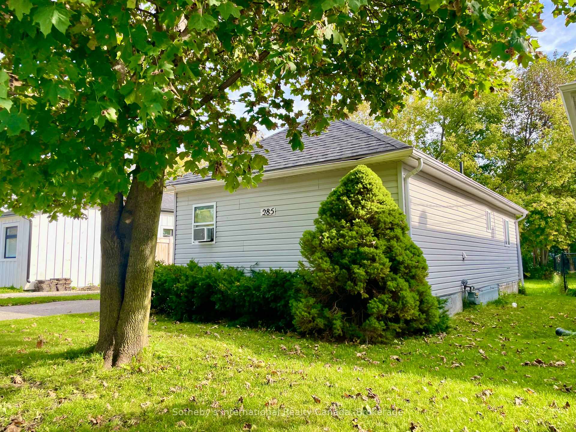 Photo 2 of 285 Robinson Street, Collingwood — HOMEH