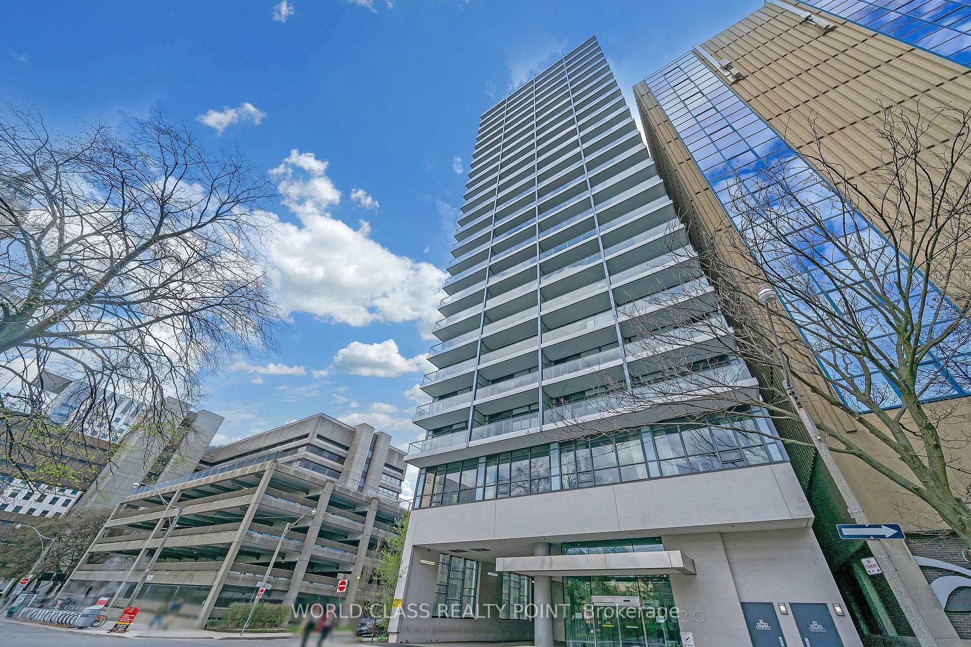 Photo 2 of Unit 1202, 210 Simcoe Street, Toronto, Kensington-Chinatown — HOMEH