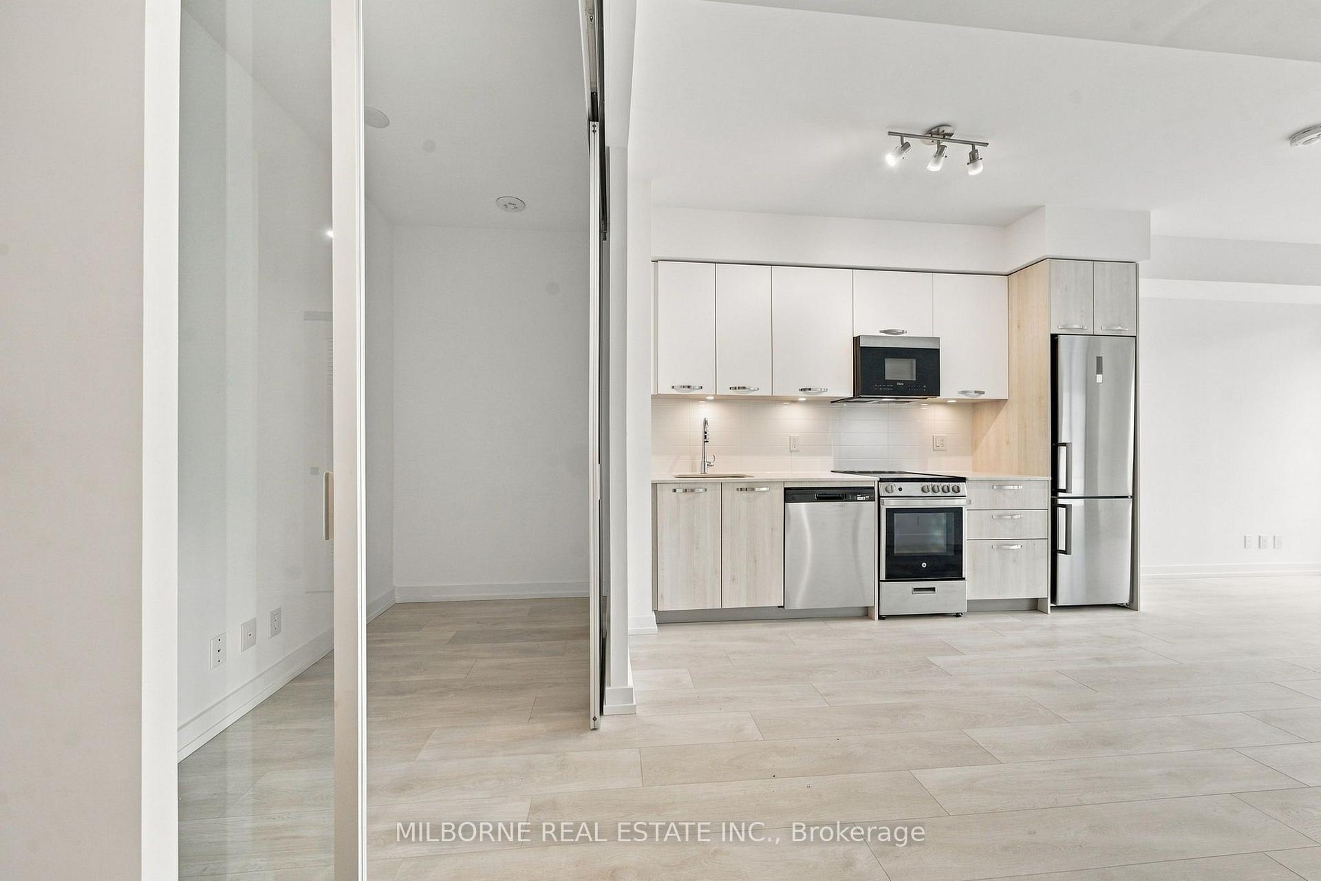 Photo 4 of Unit 309, 75 James Street S, Hamilton, Corktown — HOMEH