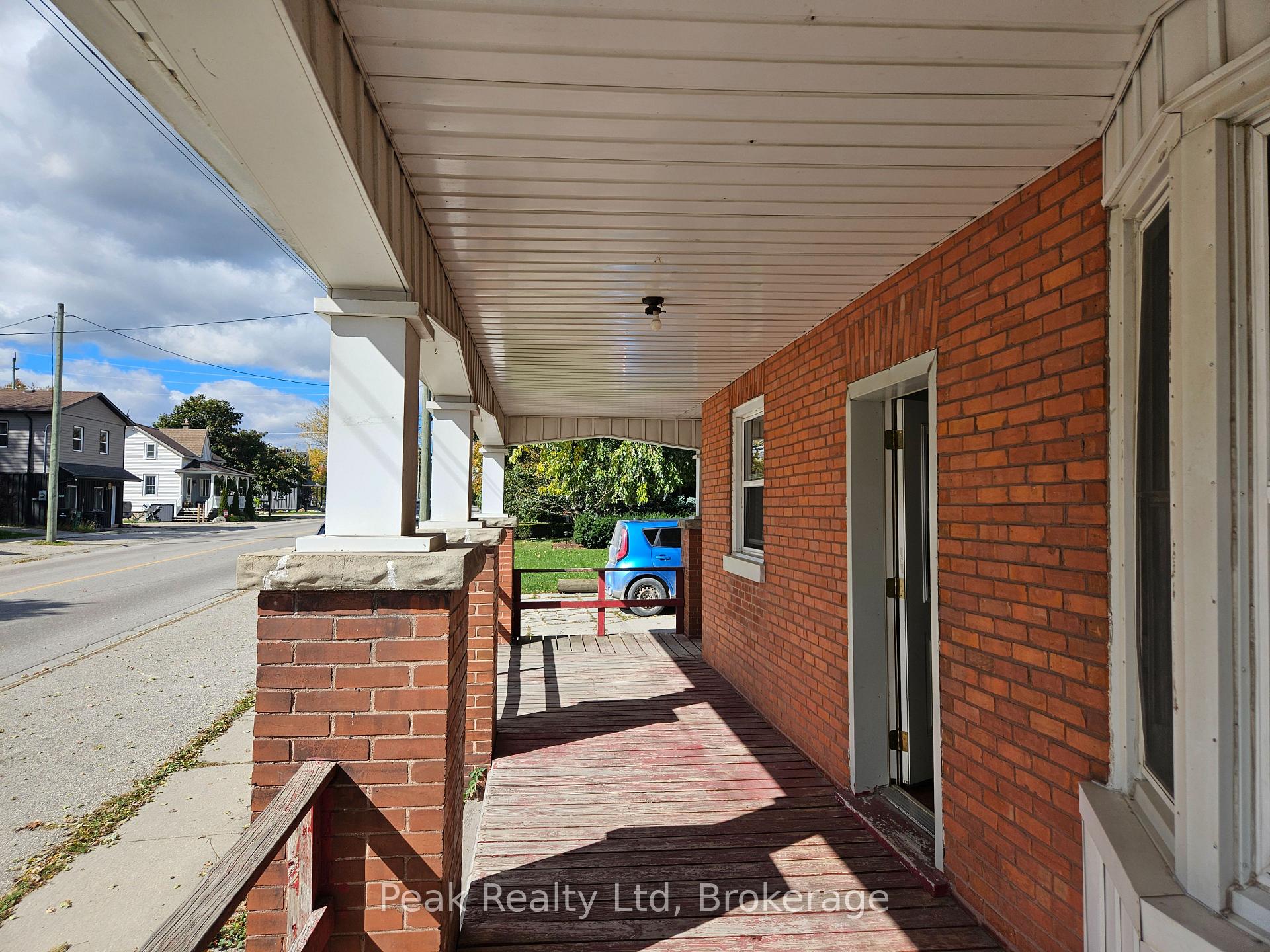 Photo 8 of 5209 Ament Line, Wellesley — HOMEH