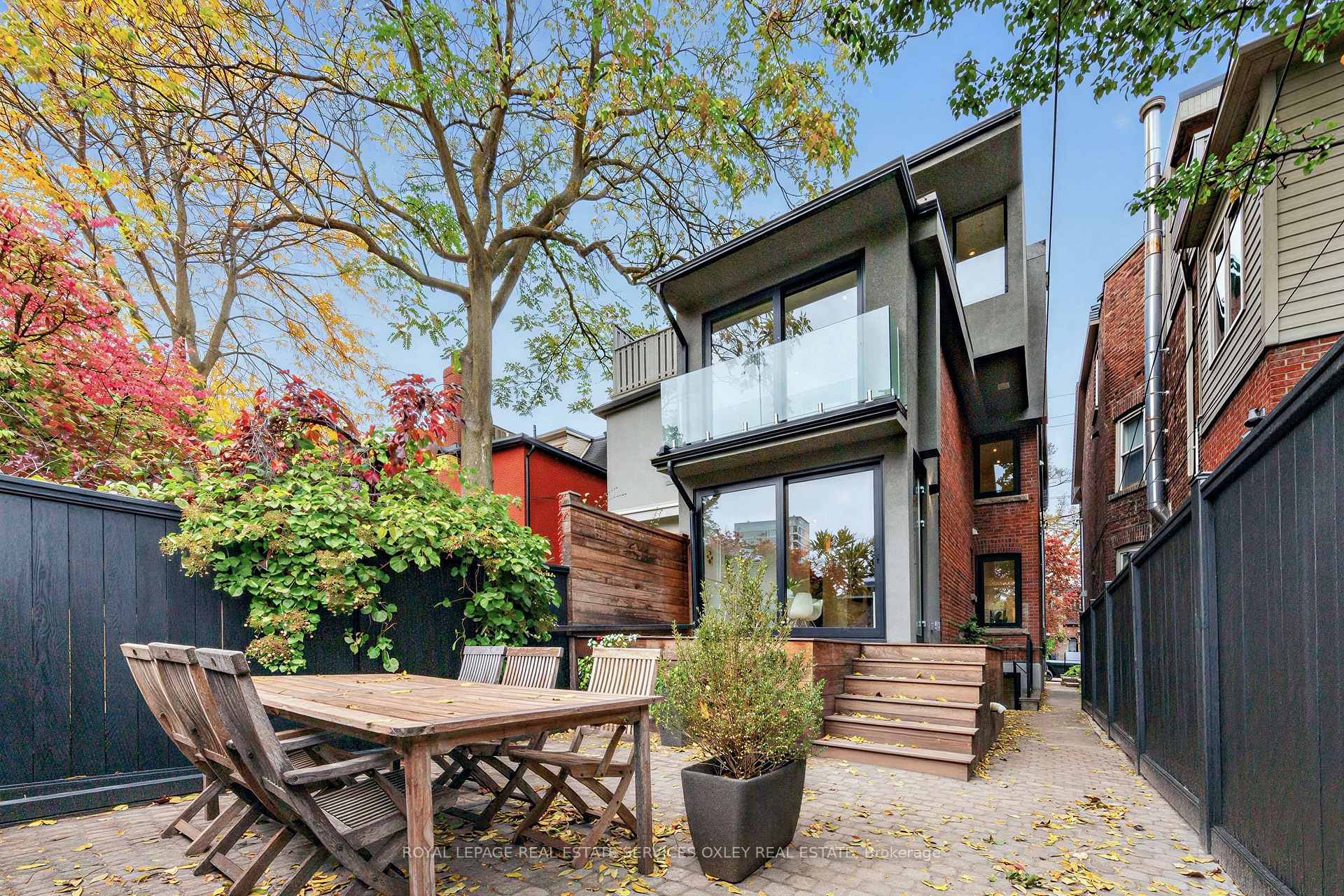 Photo 23 of 167 Macpherson Avenue, Toronto, The Annex — HOMEH