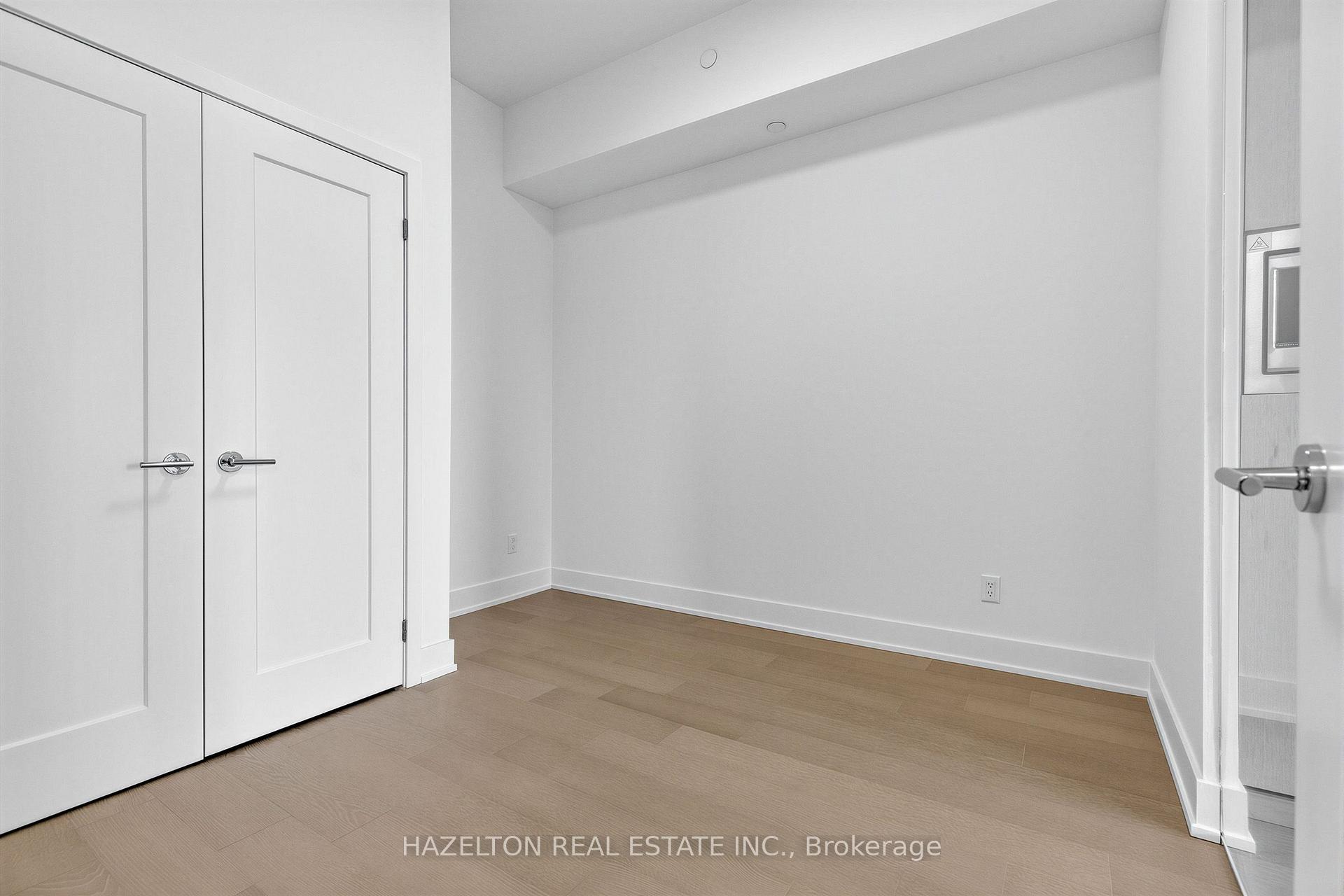 Photo 7 of Unit 705, 8 Manor Road W, Toronto, Yonge-Eglinton — HOMEH