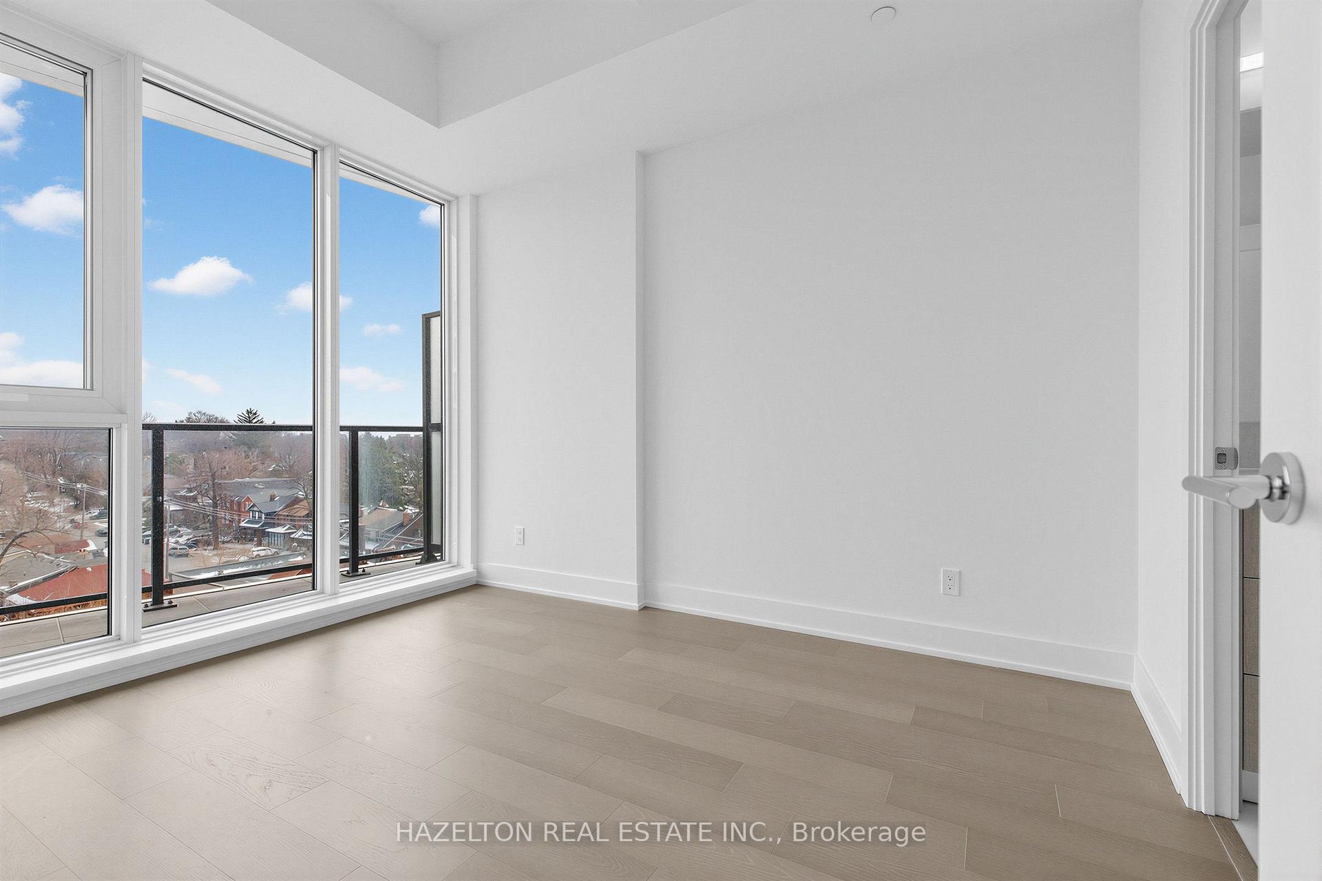Photo 10 of Unit 705, 8 Manor Road W, Toronto, Yonge-Eglinton — HOMEH