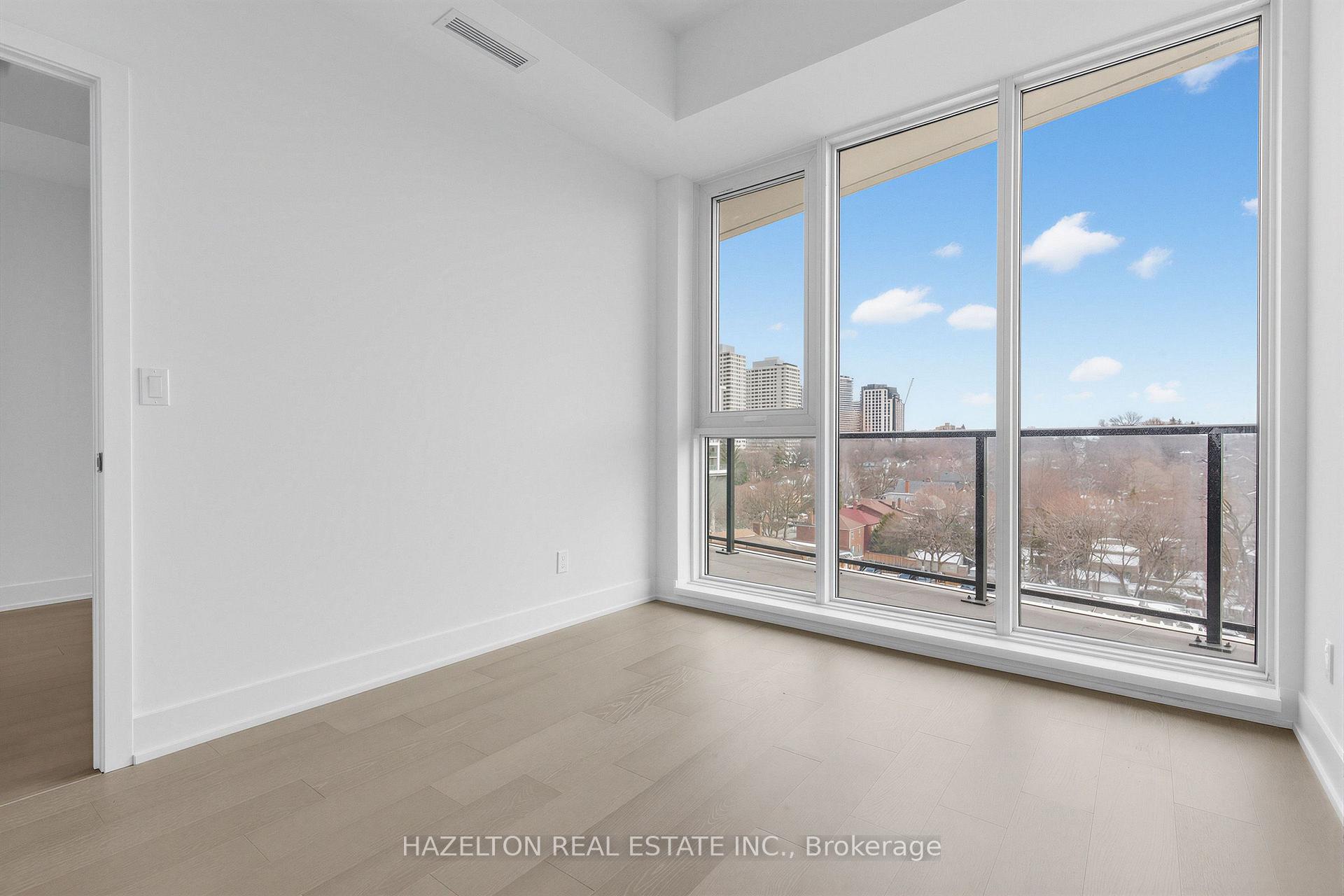 Photo 11 of Unit 705, 8 Manor Road W, Toronto, Yonge-Eglinton — HOMEH
