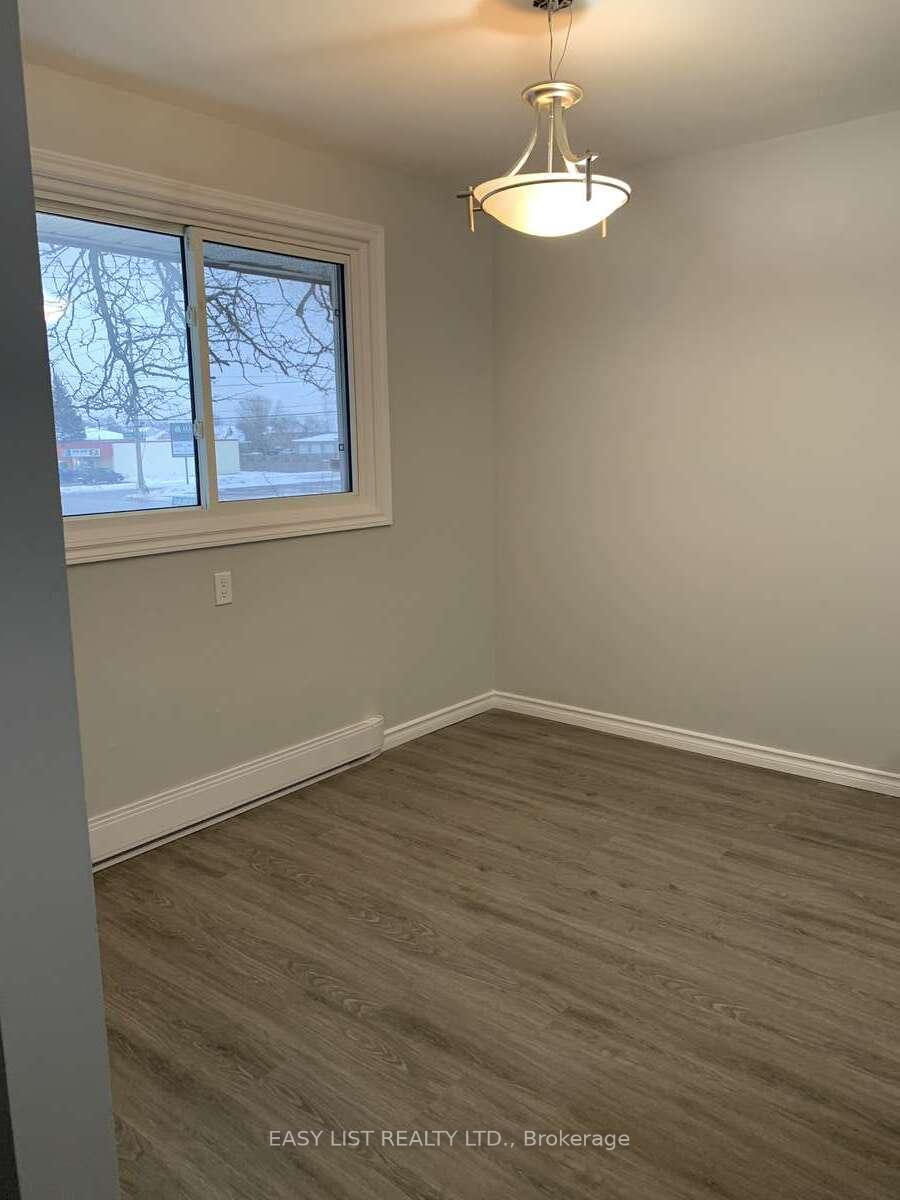 Photo 5 of 4A Gilbert Street, Belleville, Belleville Ward — HOMEH