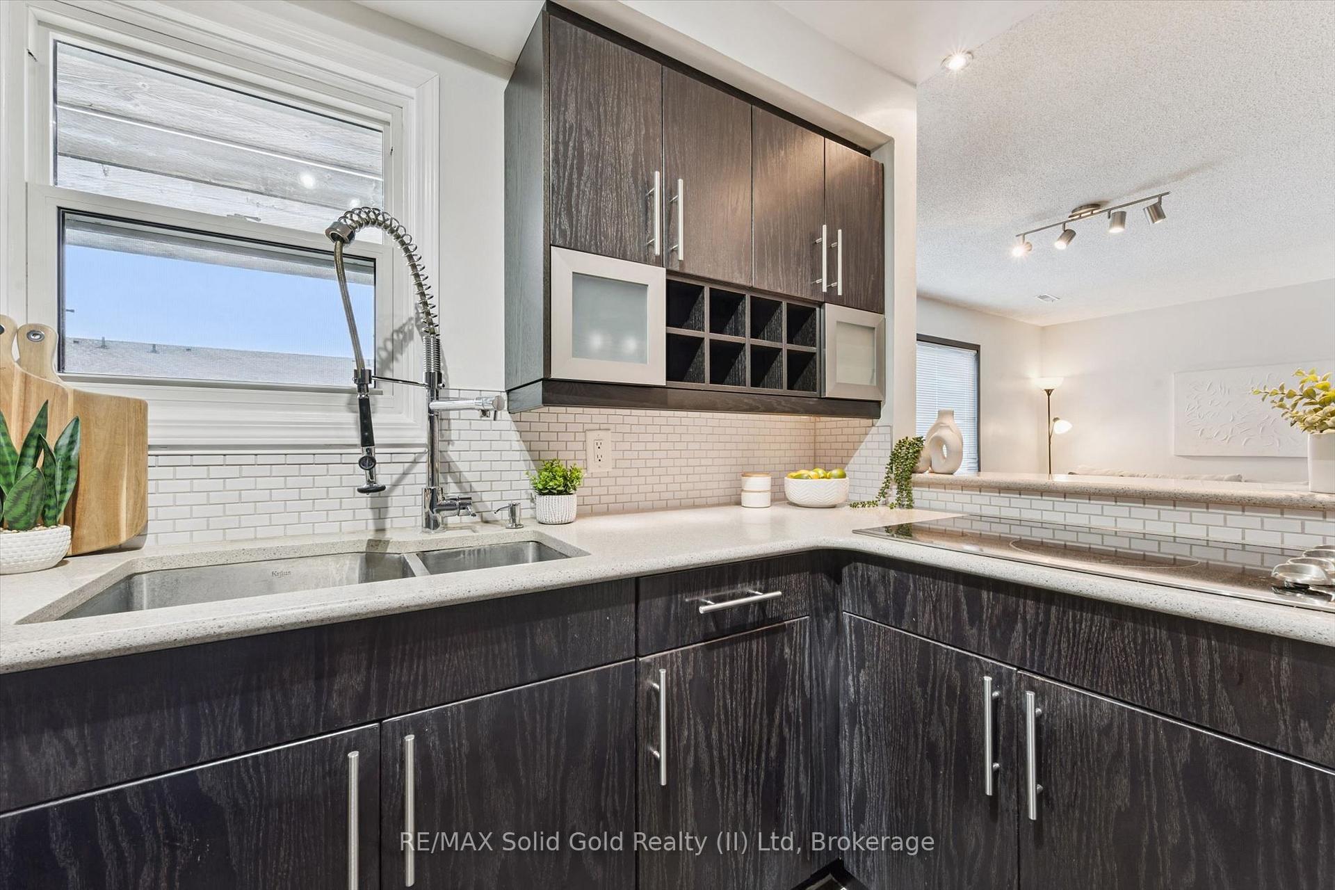 Photo 6 of Unit 47, 461 Beechwood Place, Waterloo — HOMEH