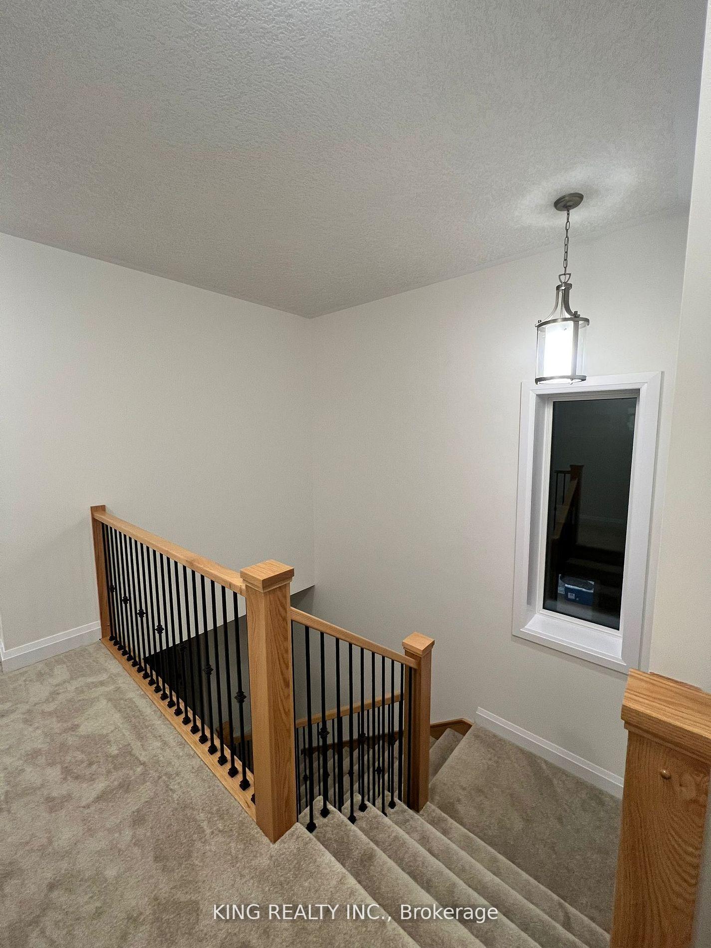 Photo 21 of 27 Carina Street, Kitchener, Brigadoon — HOMEH