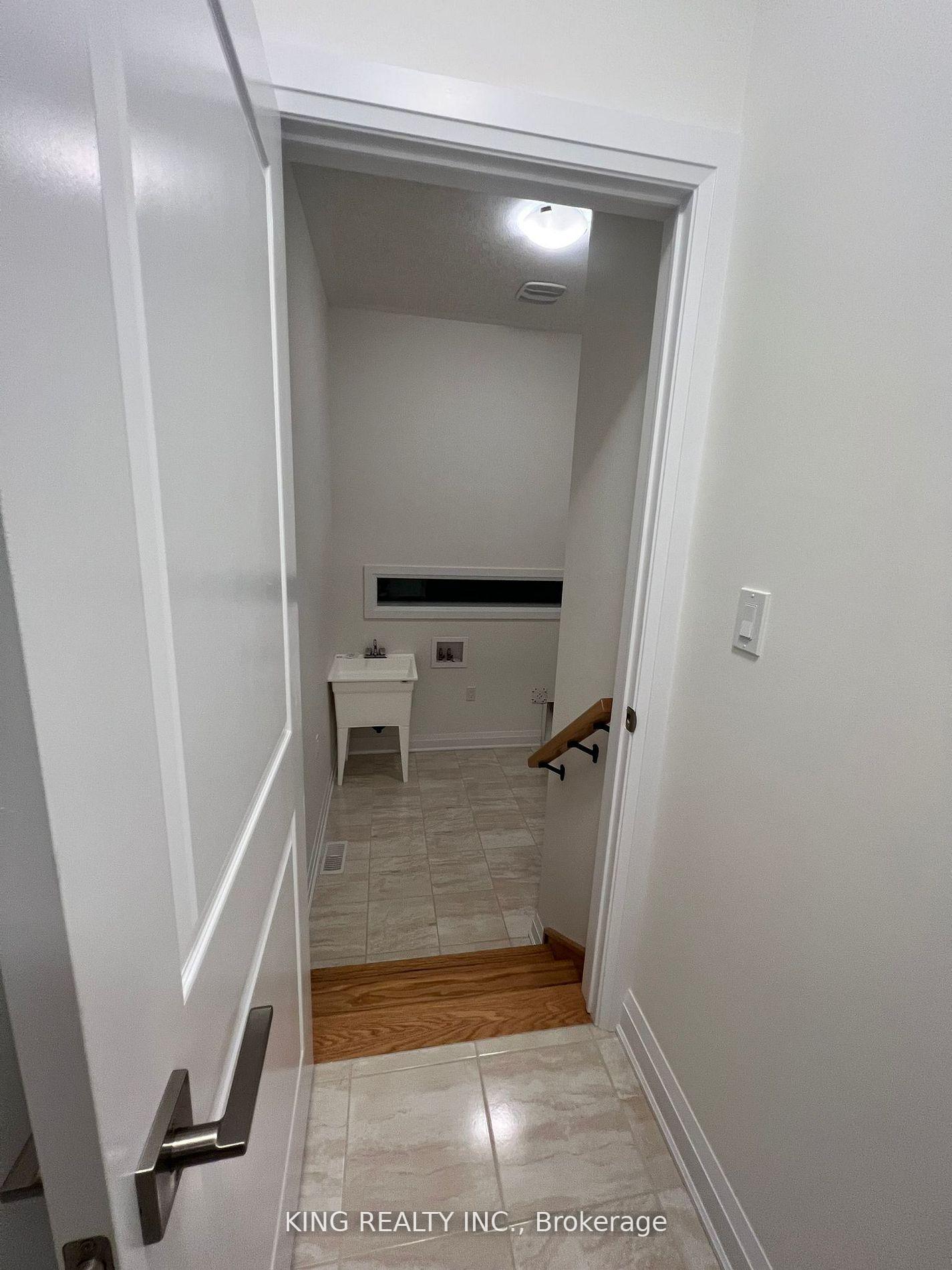 Photo 23 of 27 Carina Street, Kitchener, Brigadoon — HOMEH