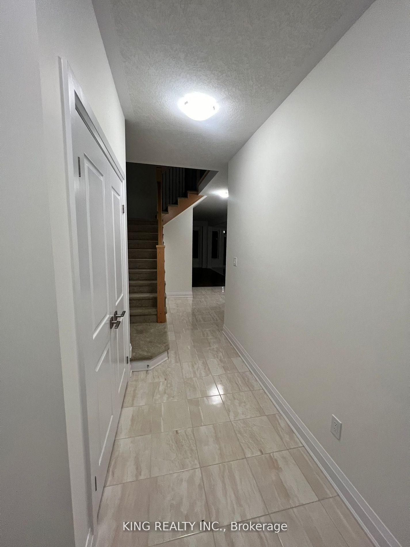 Photo 24 of 27 Carina Street, Kitchener, Brigadoon — HOMEH