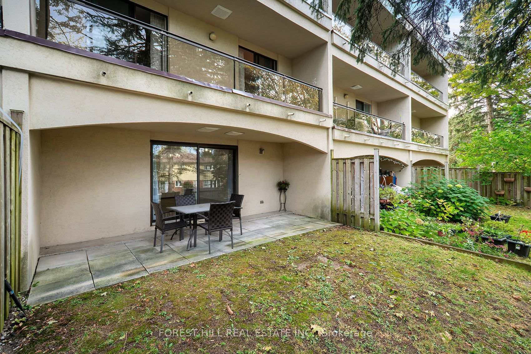 Photo 20 of Unit 6, 25 Pebble Byway, North York, Hillcrest Village — HOMEH