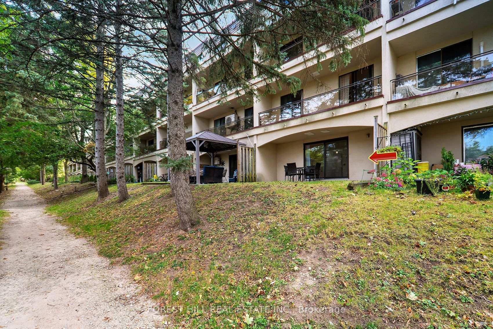 Photo 23 of Unit 6, 25 Pebble Byway, North York, Hillcrest Village — HOMEH