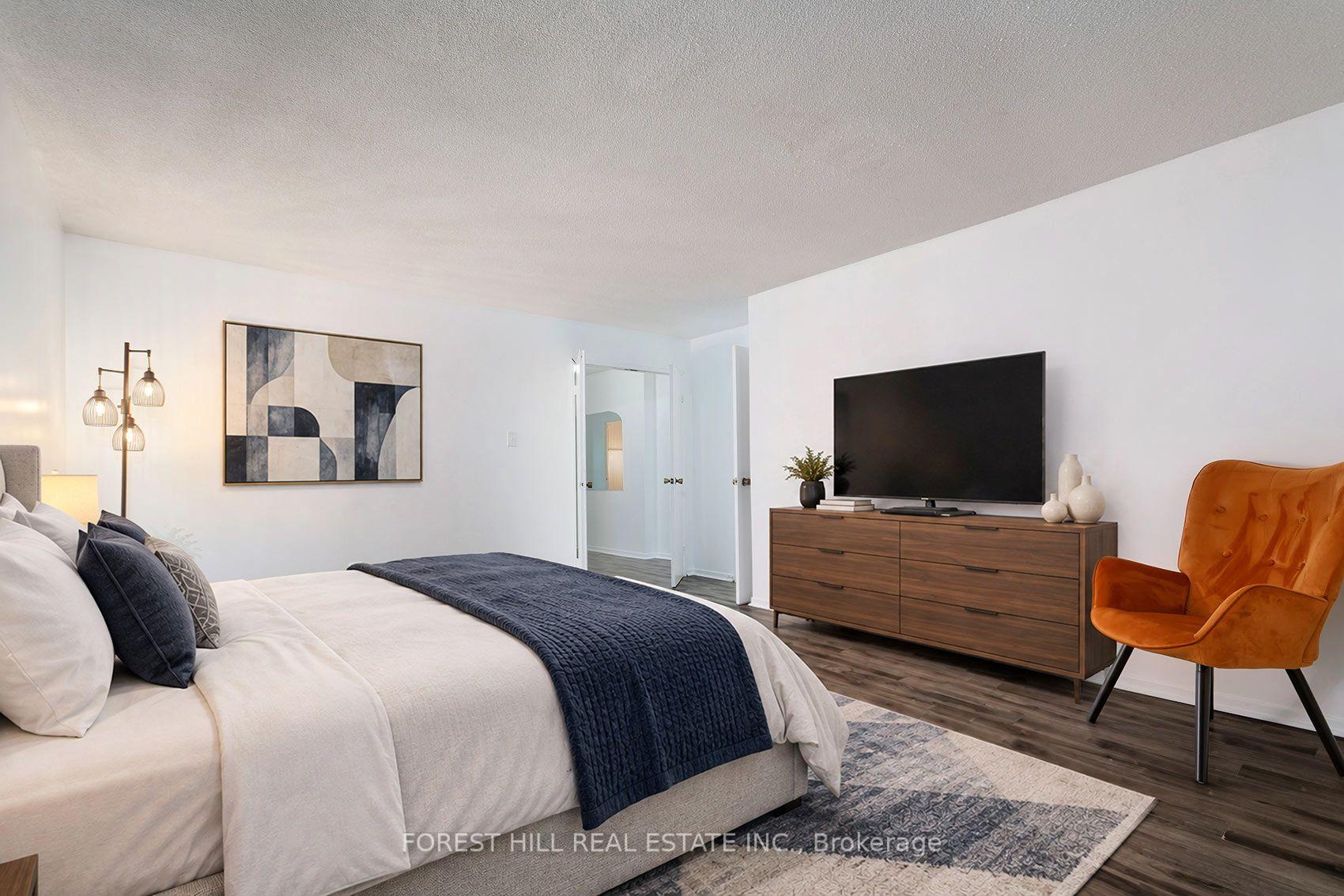 Photo 25 of Unit 6, 25 Pebble Byway, North York, Hillcrest Village — HOMEH