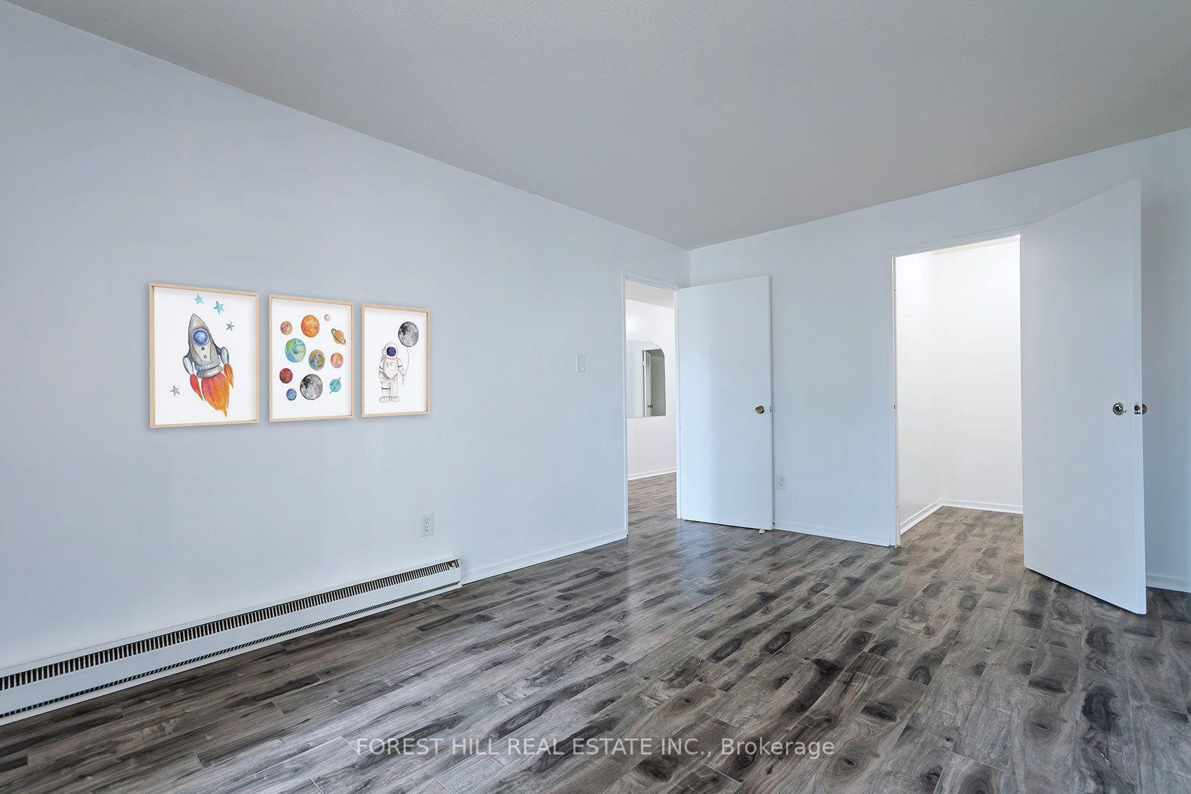 Photo 36 of Unit 6, 25 Pebble Byway, North York, Hillcrest Village — HOMEH