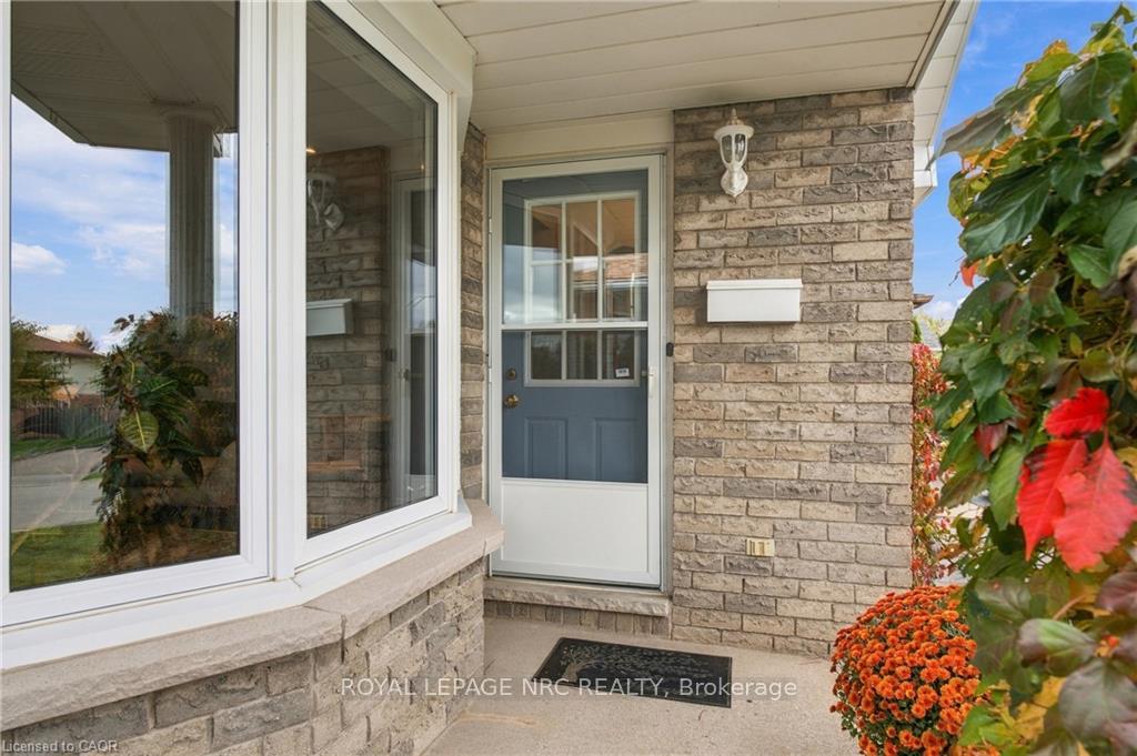 Photo 6 of 63 Northridge Drive, West Lincoln, Smithville — HOMEH