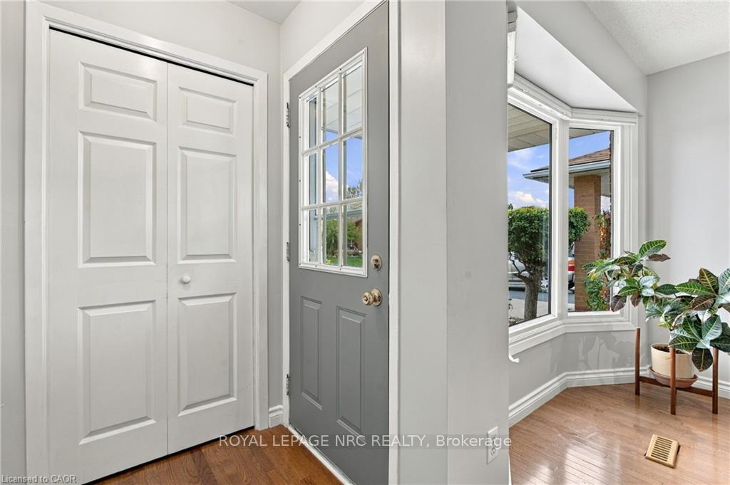 Photo 8 of 63 Northridge Drive, West Lincoln, Smithville — HOMEH