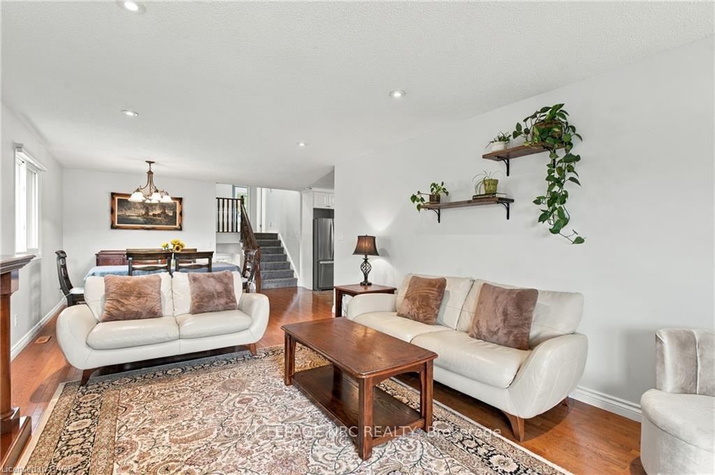 Photo 11 of 63 Northridge Drive, West Lincoln, Smithville — HOMEH