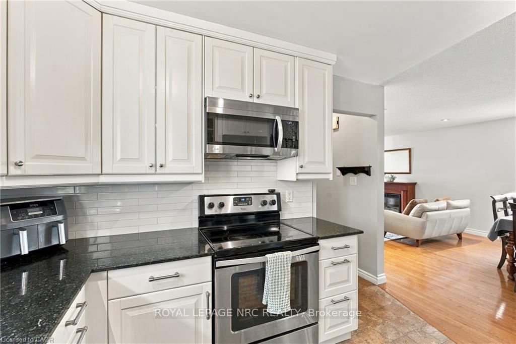 Photo 17 of 63 Northridge Drive, West Lincoln, Smithville — HOMEH