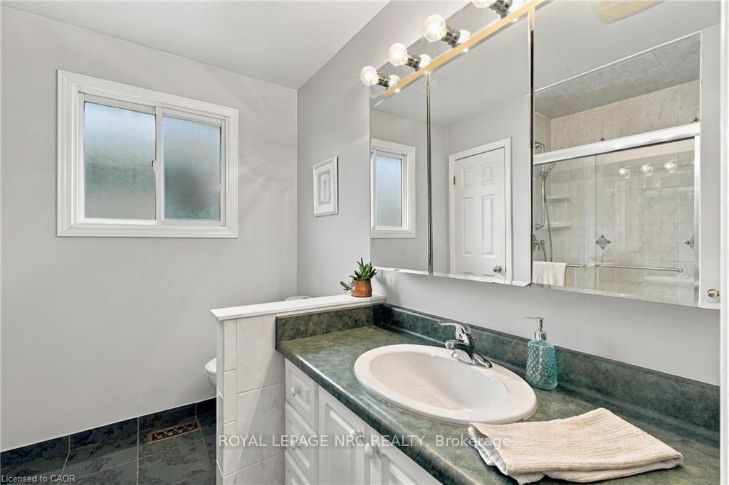 Photo 18 of 63 Northridge Drive, West Lincoln, Smithville — HOMEH