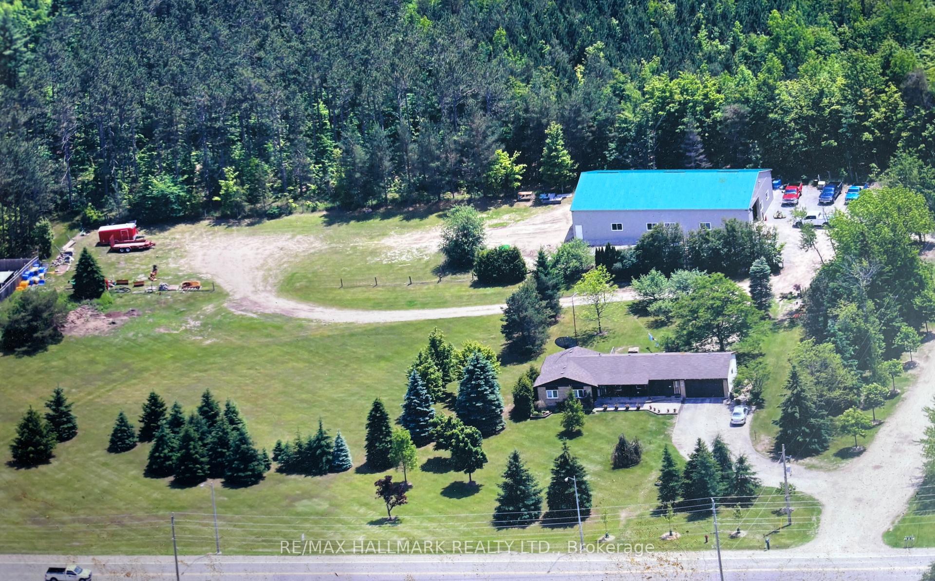 Photo 1 of 4749 Aurora Road E, Whitchurch-Stouffville, Ballantrae — HOMEH