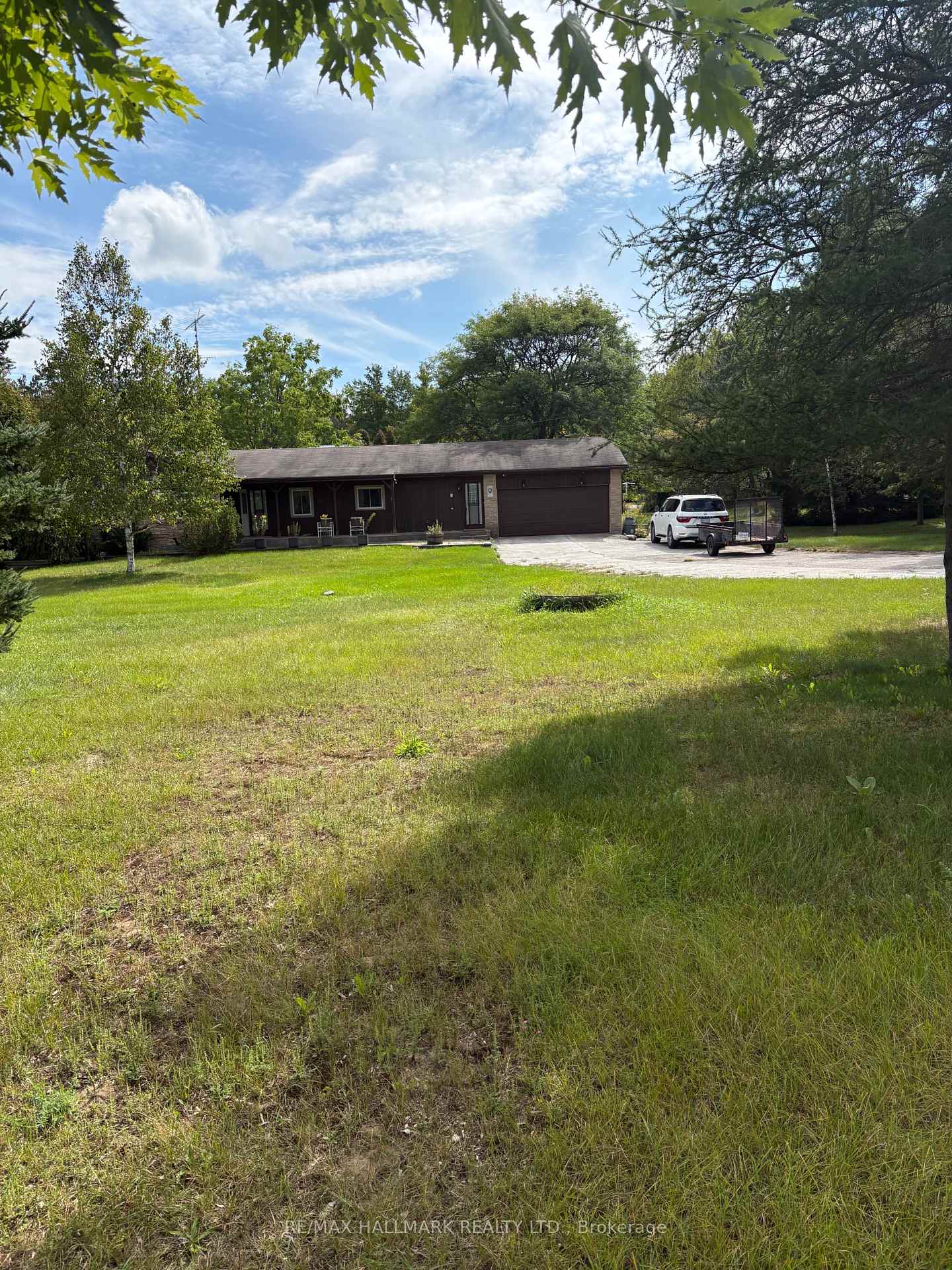 Photo 3 of 4749 Aurora Road E, Whitchurch-Stouffville, Ballantrae — HOMEH