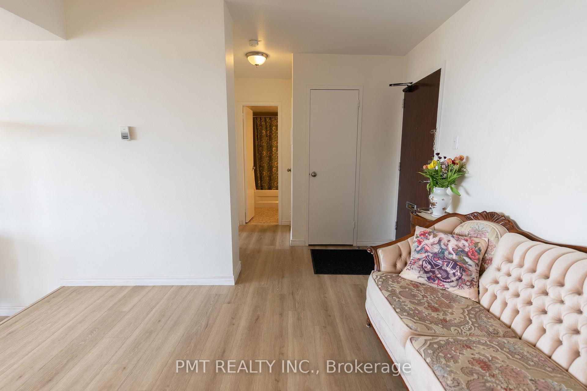 Photo 2 of Unit 1204, 20 Forest Manor Road, North York, Henry Farm — HOMEH