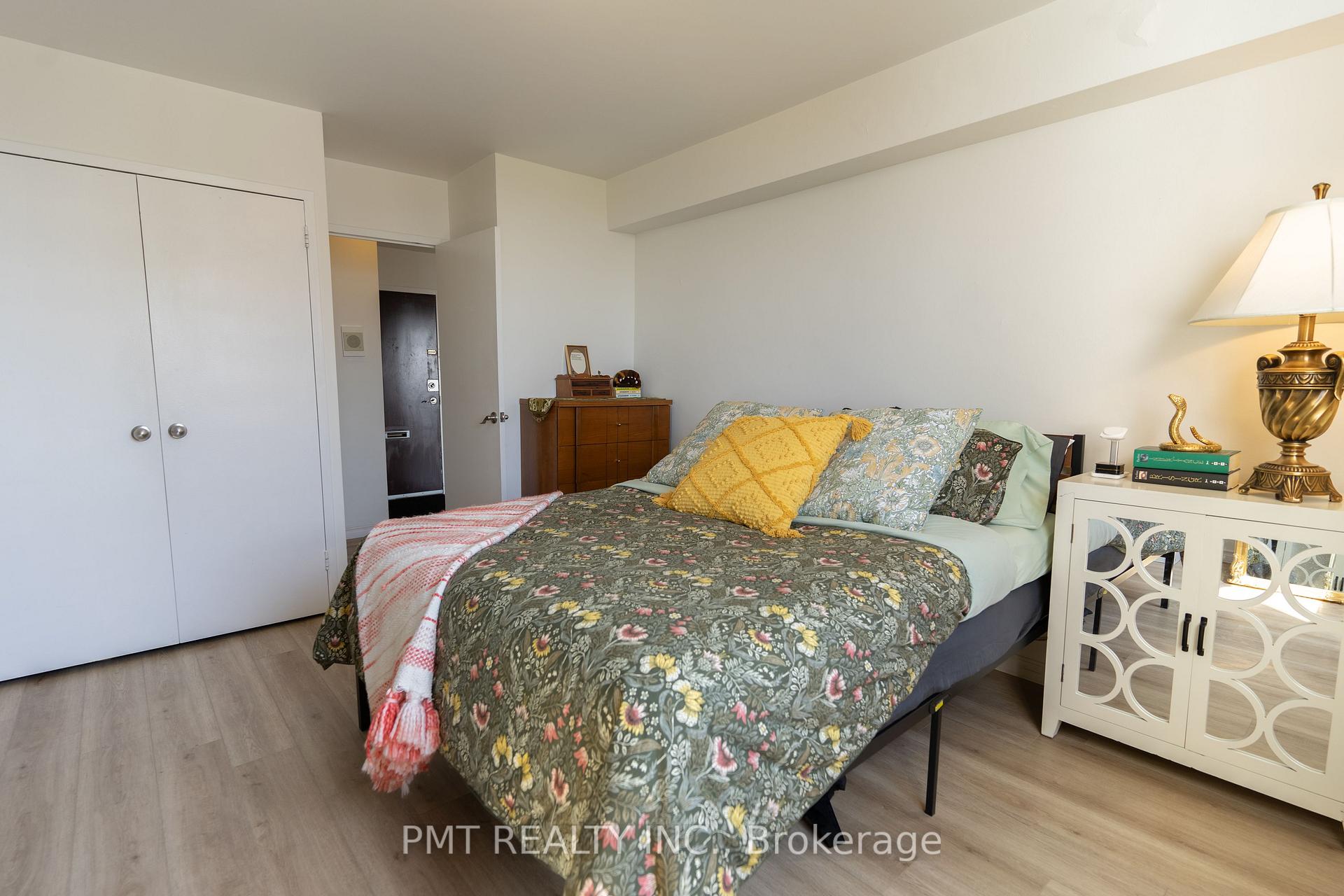 Photo 9 of Unit 1204, 20 Forest Manor Road, North York, Henry Farm — HOMEH