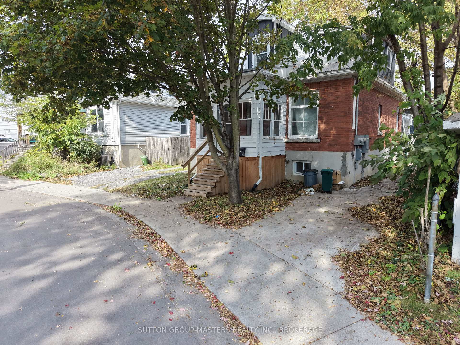 Photo 2 of 85 Hamilton Street, Kingston, East of Sir John A. Blvd — HOMEH
