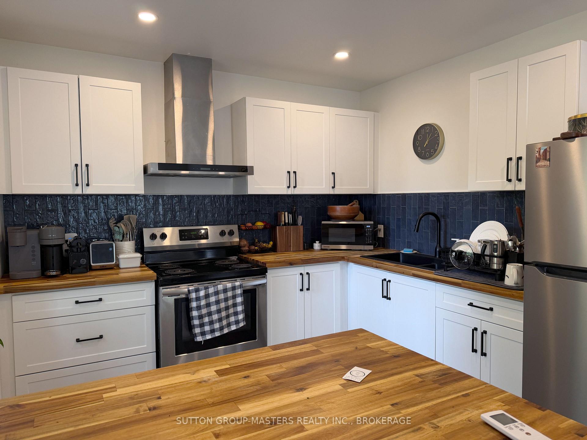 Photo 5 of 85 Hamilton Street, Kingston, East of Sir John A. Blvd — HOMEH