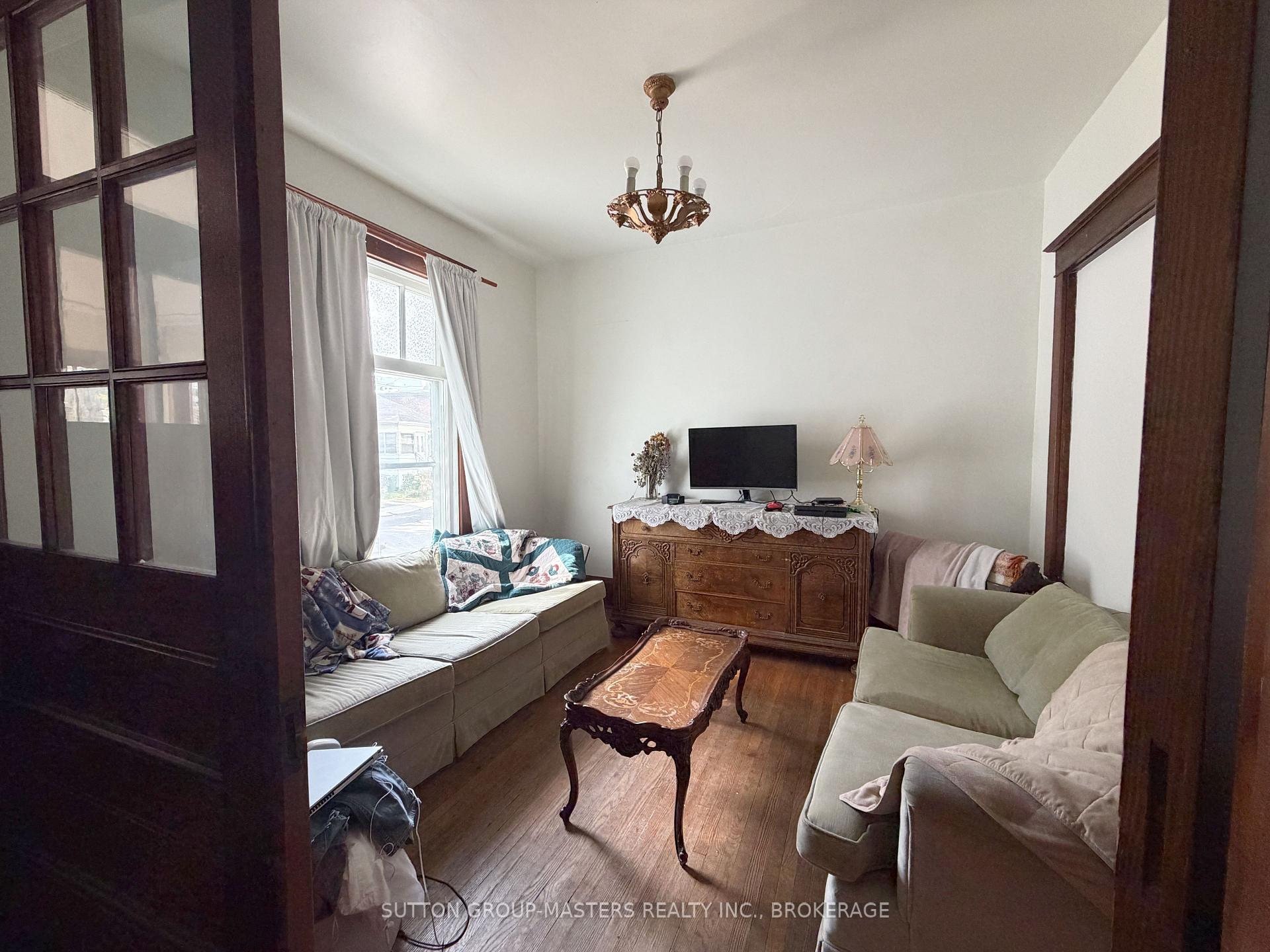 Photo 13 of 85 Hamilton Street, Kingston, East of Sir John A. Blvd — HOMEH