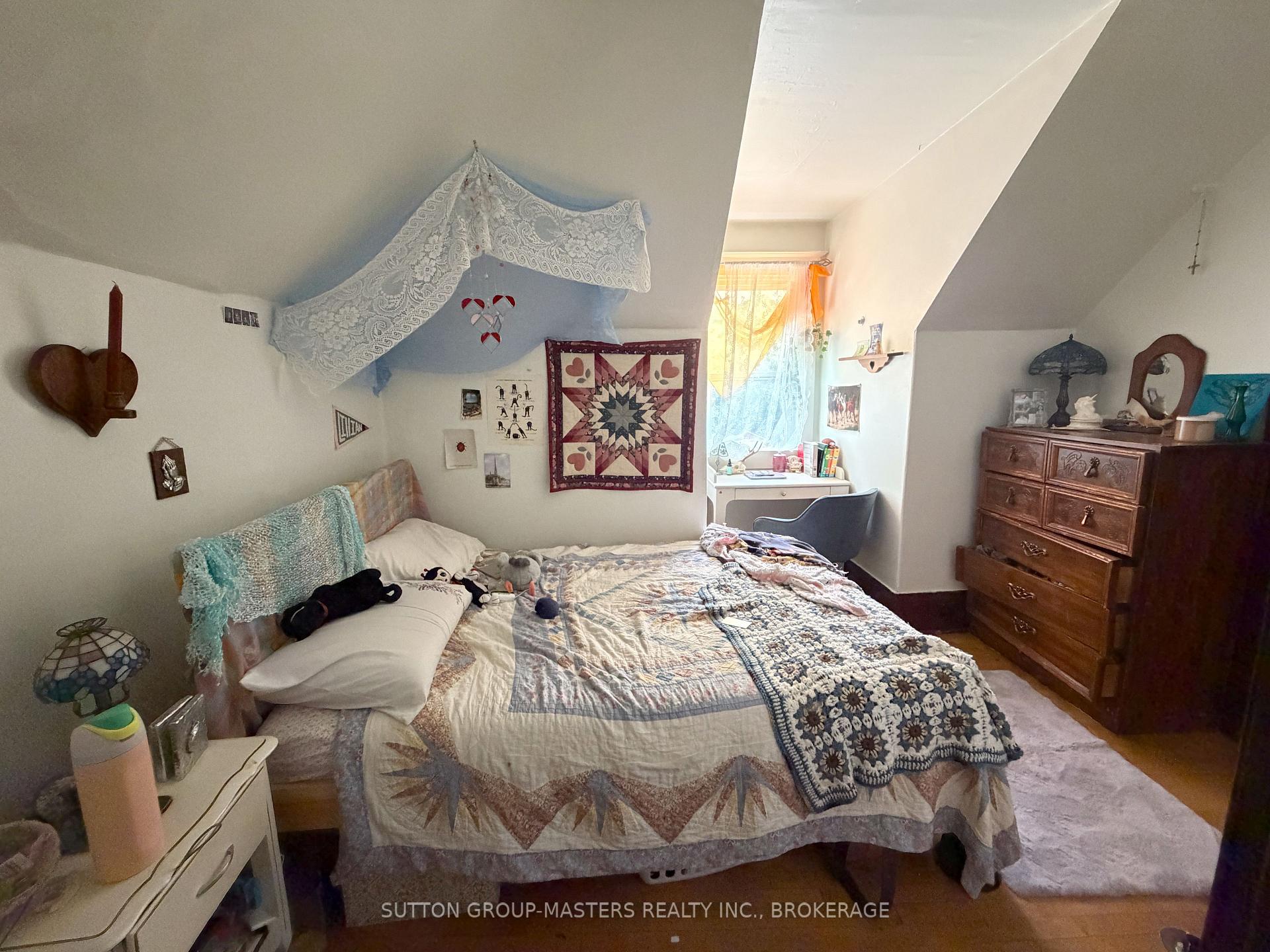 Photo 18 of 85 Hamilton Street, Kingston, East of Sir John A. Blvd — HOMEH