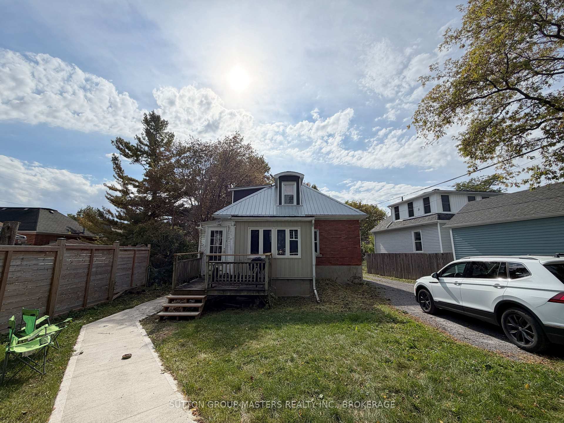 Photo 23 of 85 Hamilton Street, Kingston, East of Sir John A. Blvd — HOMEH