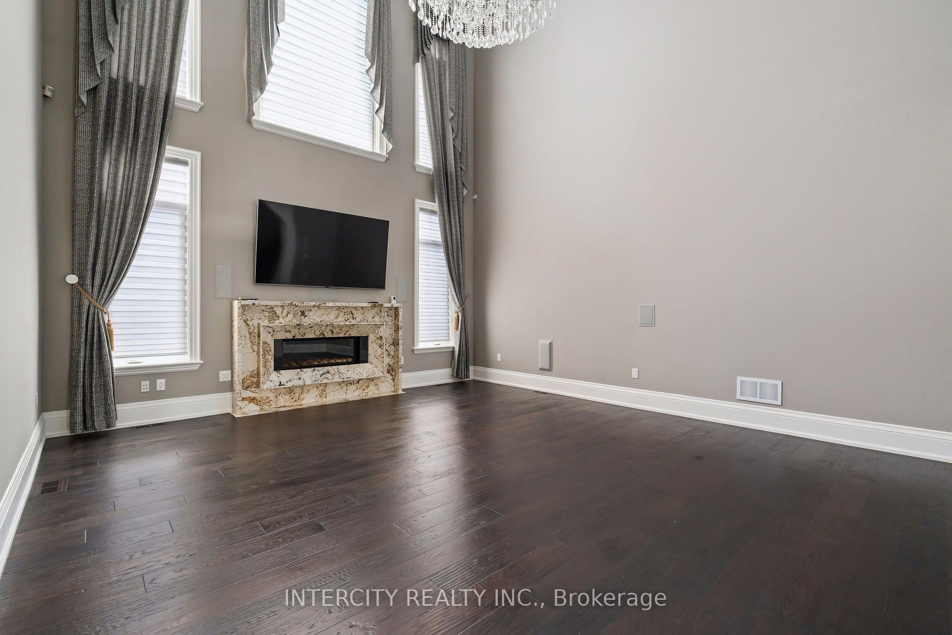 Photo 27 of 27 Rockview Gardens, Vaughan, Concord — HOMEH