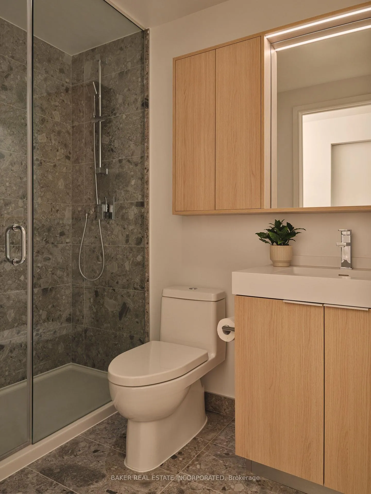 Photo 6 of Unit 1123, 65 Trinity Street, Toronto, Waterfront Communities — HOMEH