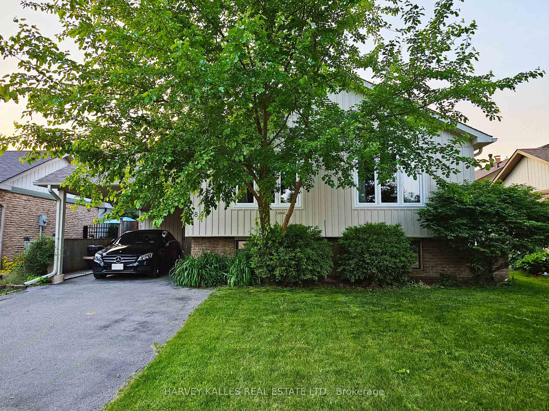 Photo 1 of 8 Pilkington Crescent, Whitby, Pringle Creek — HOMEH