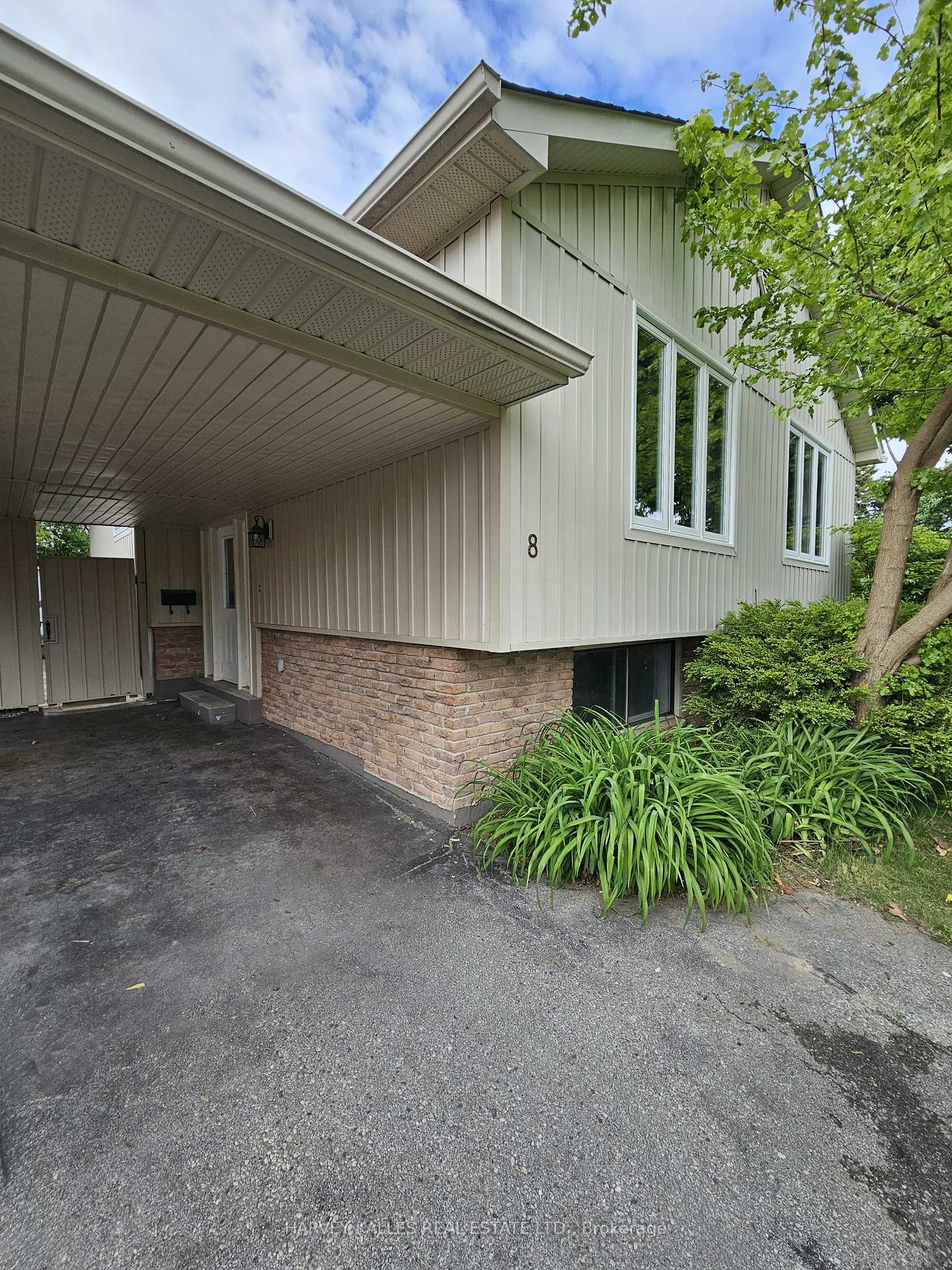 Photo 2 of 8 Pilkington Crescent, Whitby, Pringle Creek — HOMEH